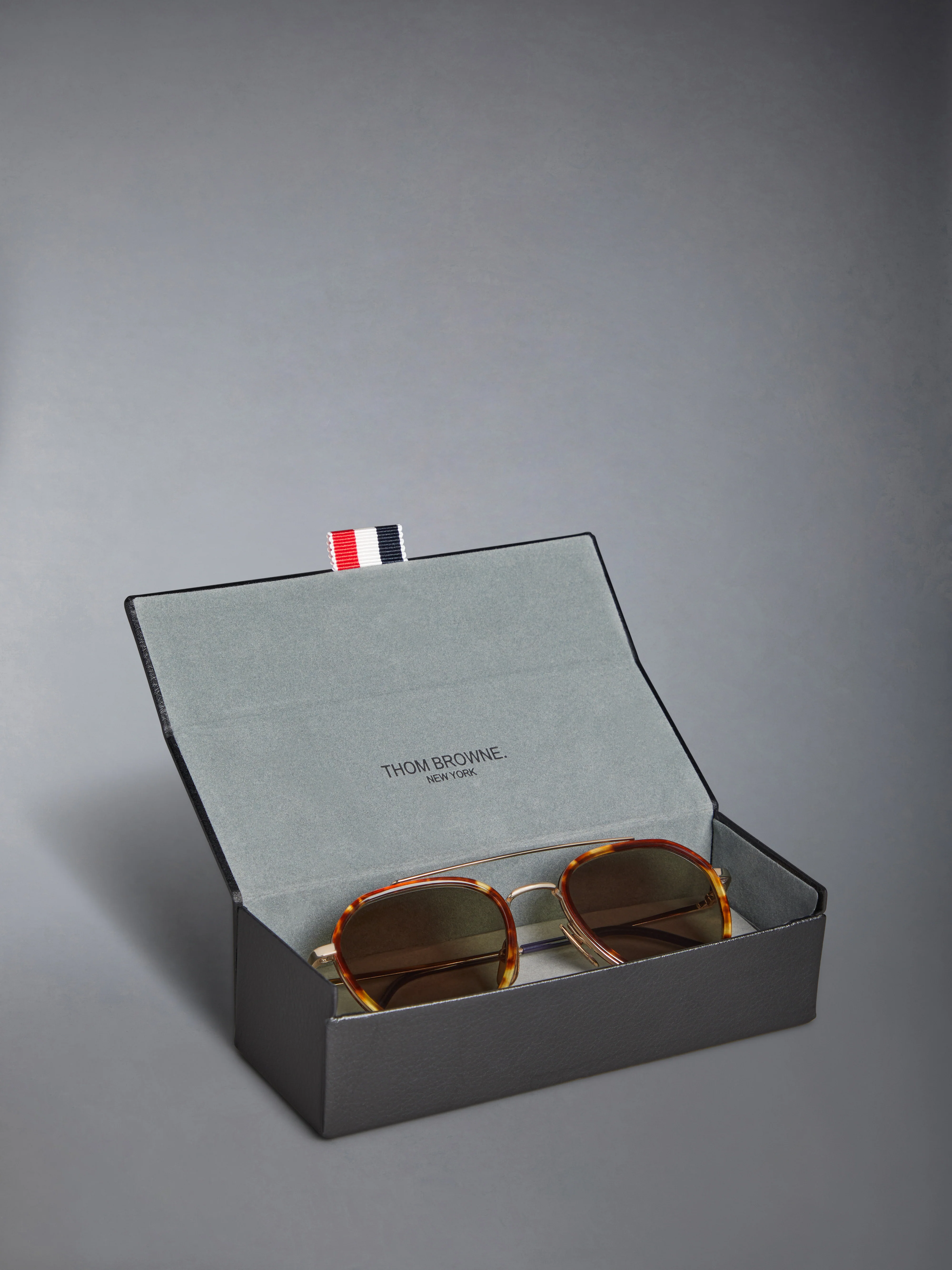 ACETATE AND TITANIUM AVIATOR SUNGLASSES - Image 8