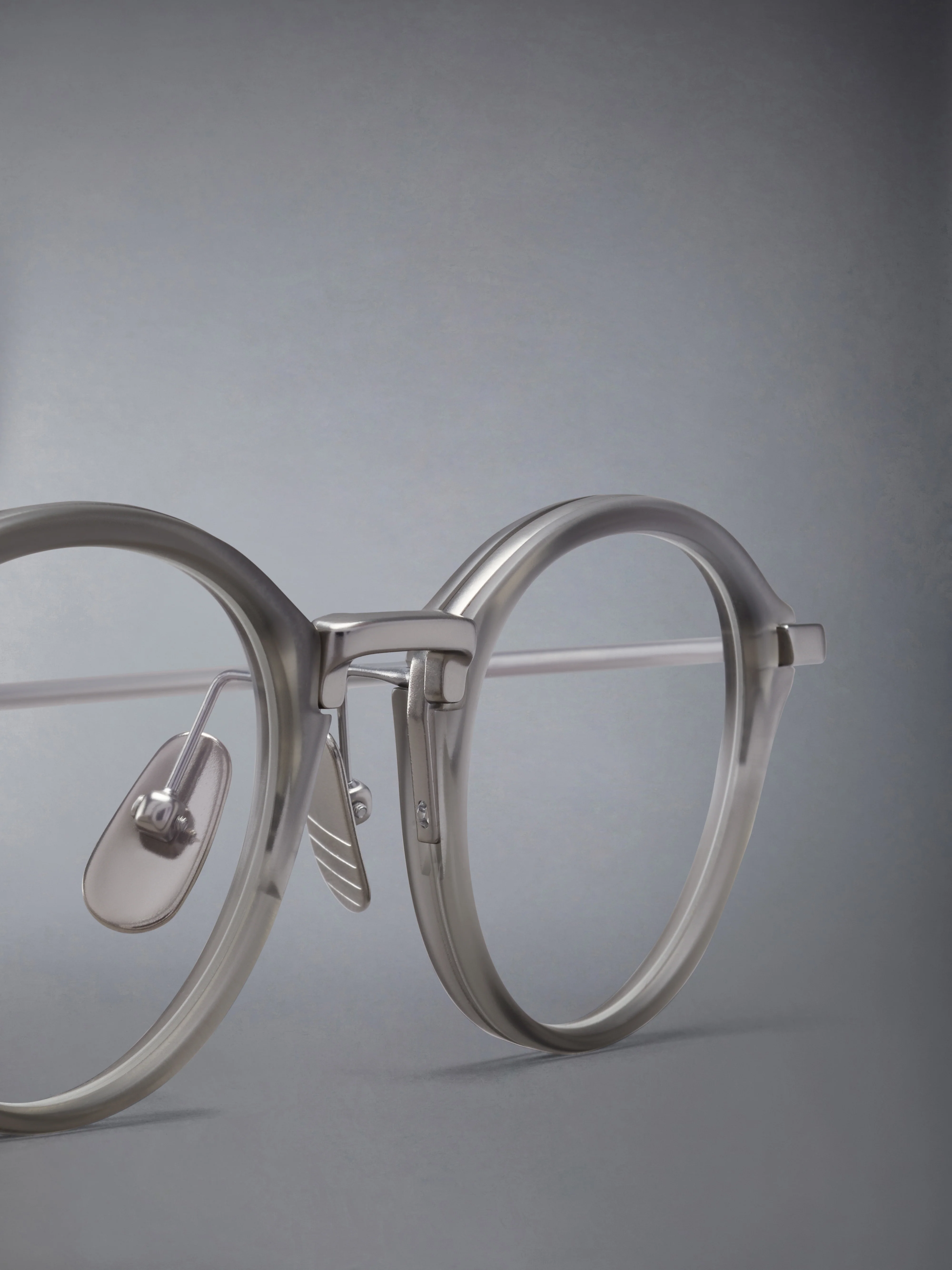 ACETATE AND TITANIUM ROUND EYEGLASSES - Image 7