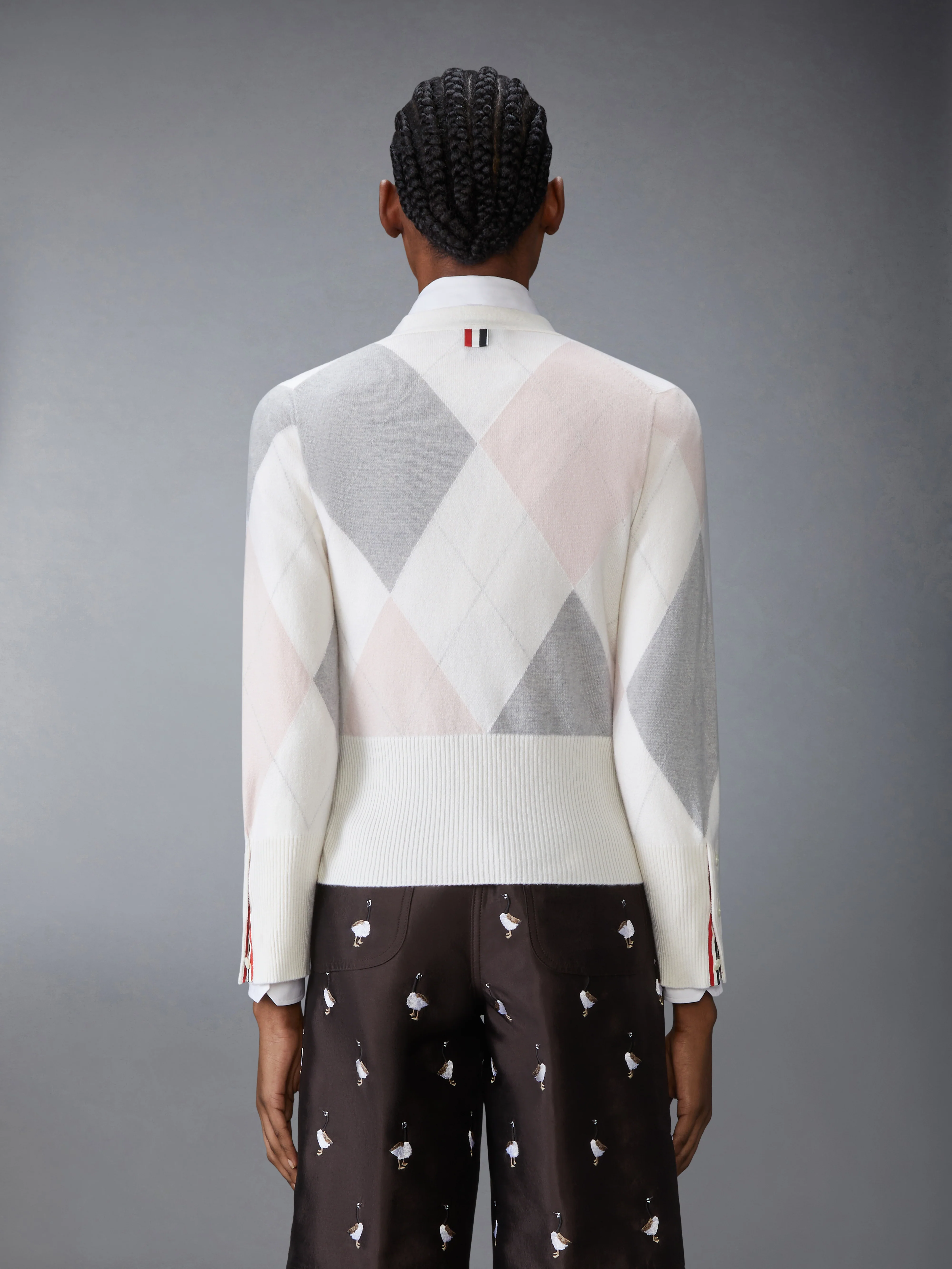 ARGYLE INTARSIA CASHMERE V NECK CARDIGAN - Image 2