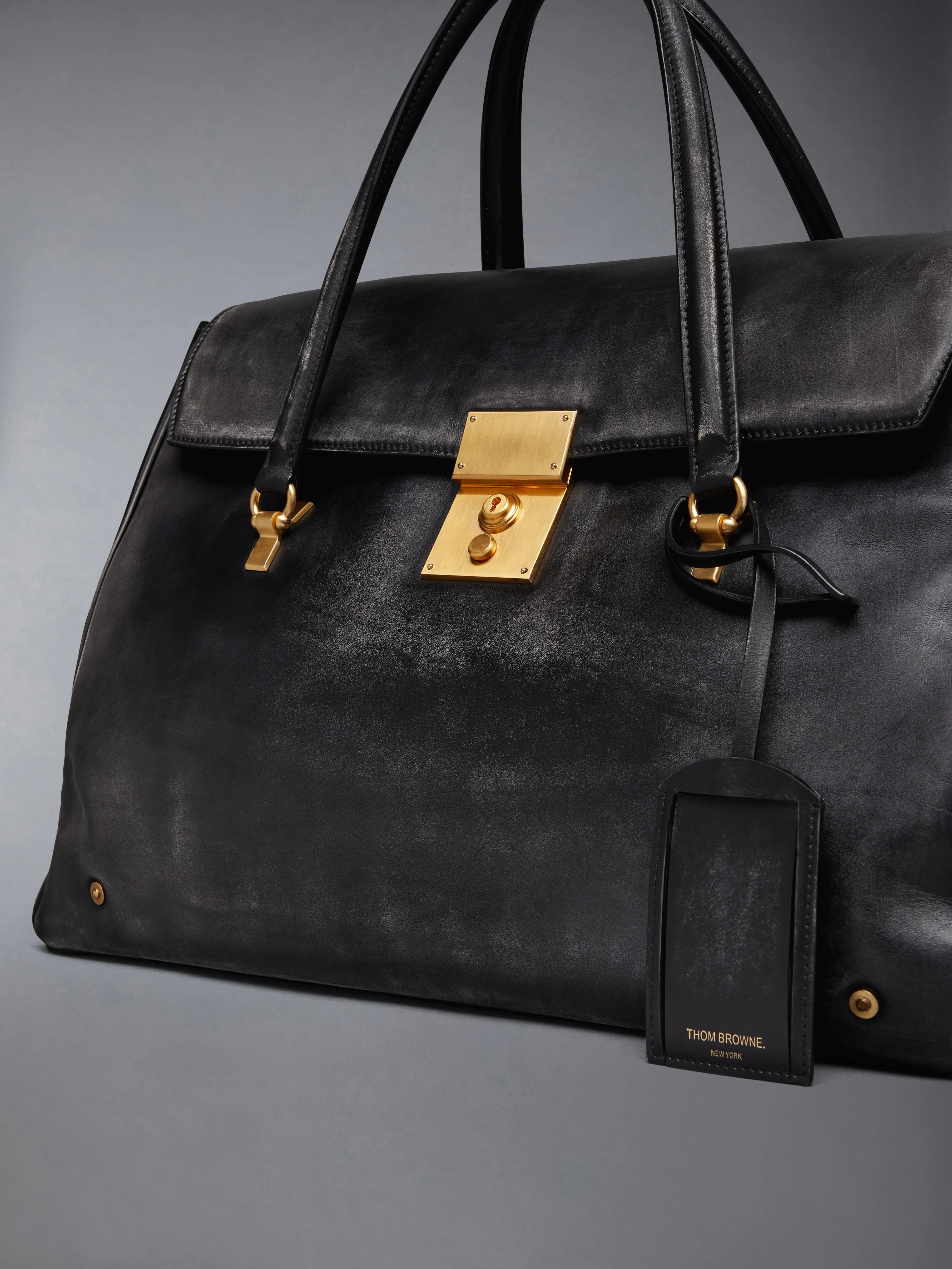 BOLTON WEEKENDER BAG IN DISTRESSED LEATHER - Image 6
