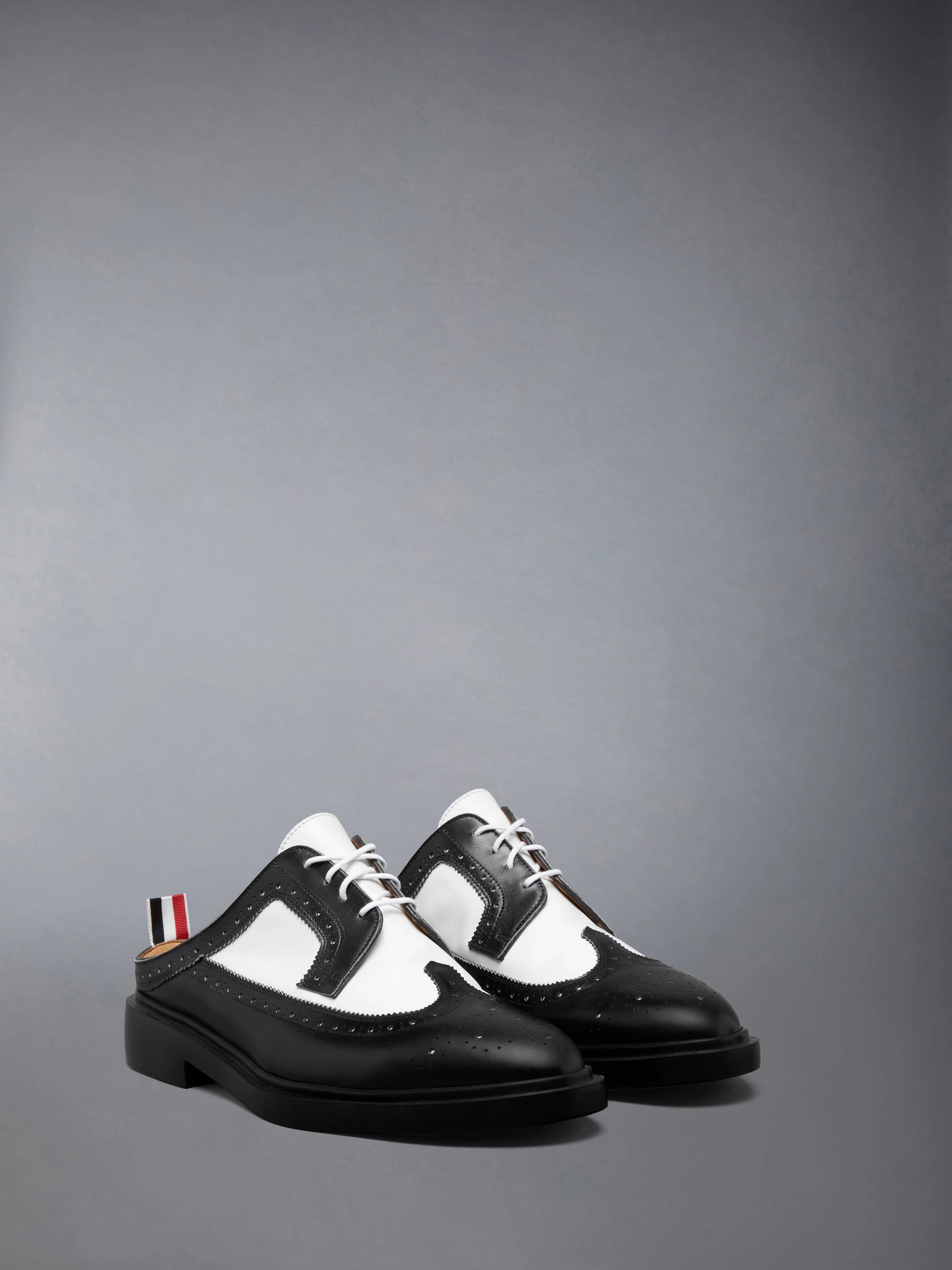 BOX CALF RUBBER SOLE LONGWING BROGUE MULE - Image 2