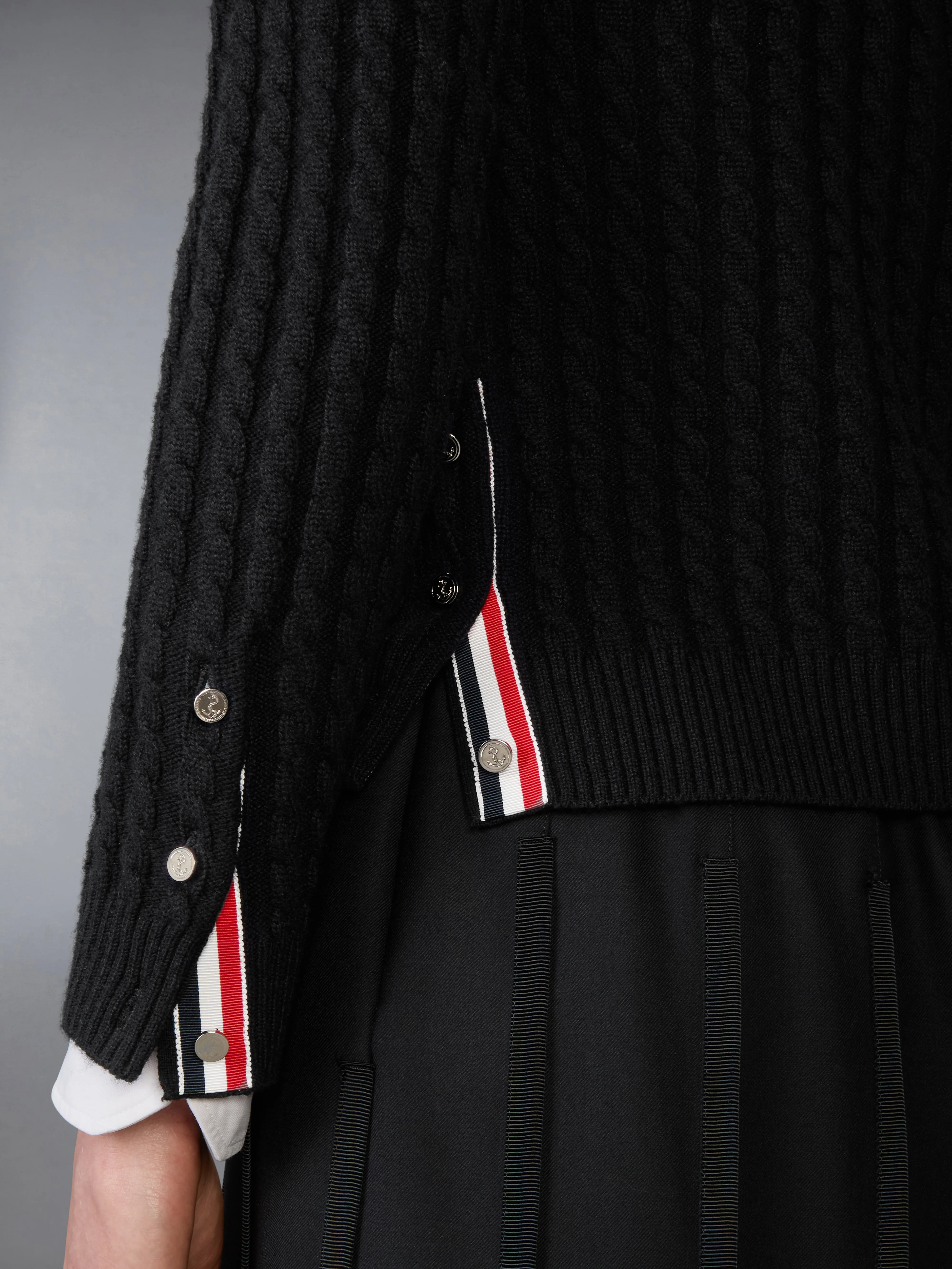CASHMERE BABY CABLE STITCH CARDIGAN - Image 4