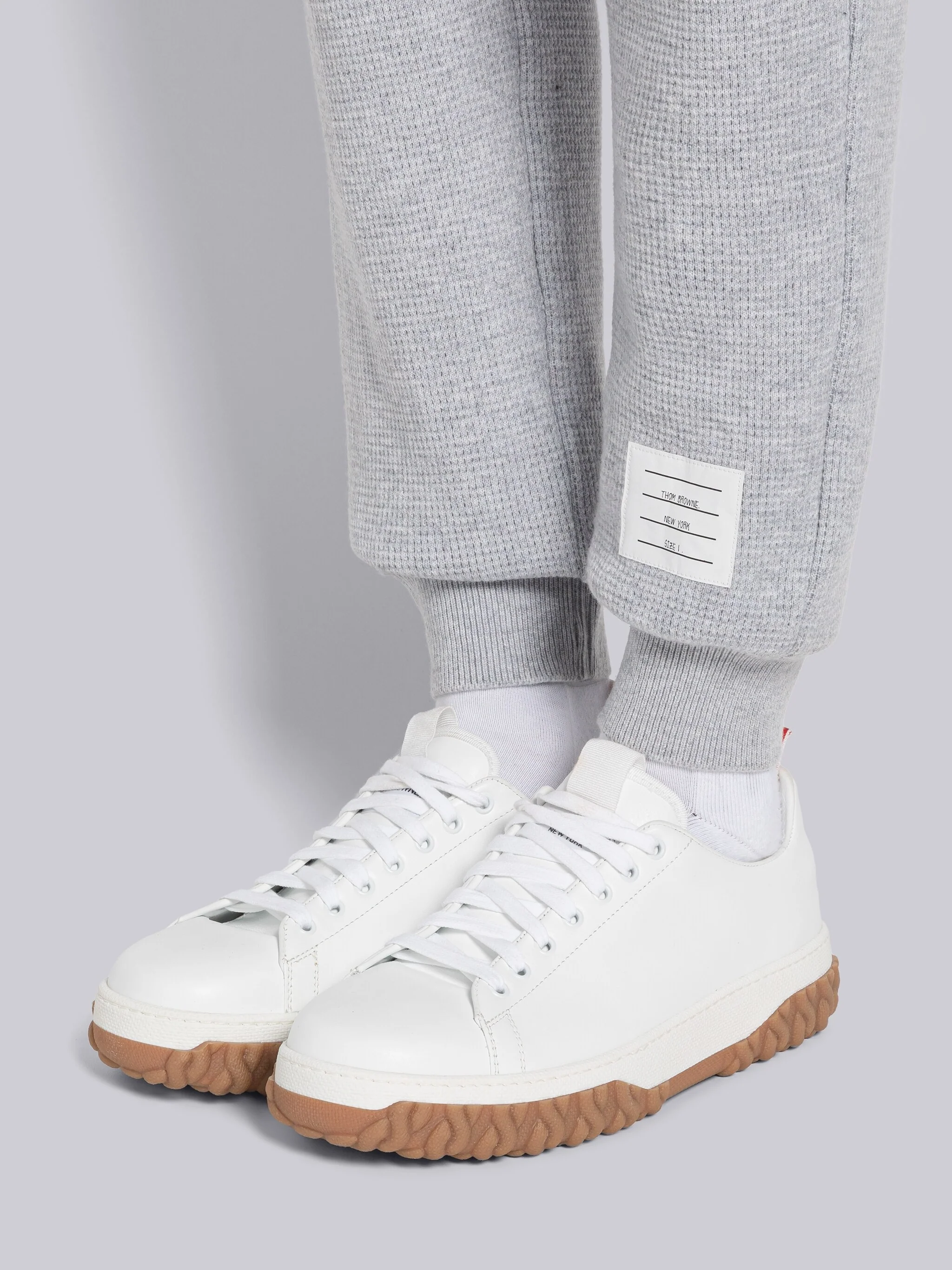CASHMERE WAFFLE 4-BAR SWEATPANTS - Image 6