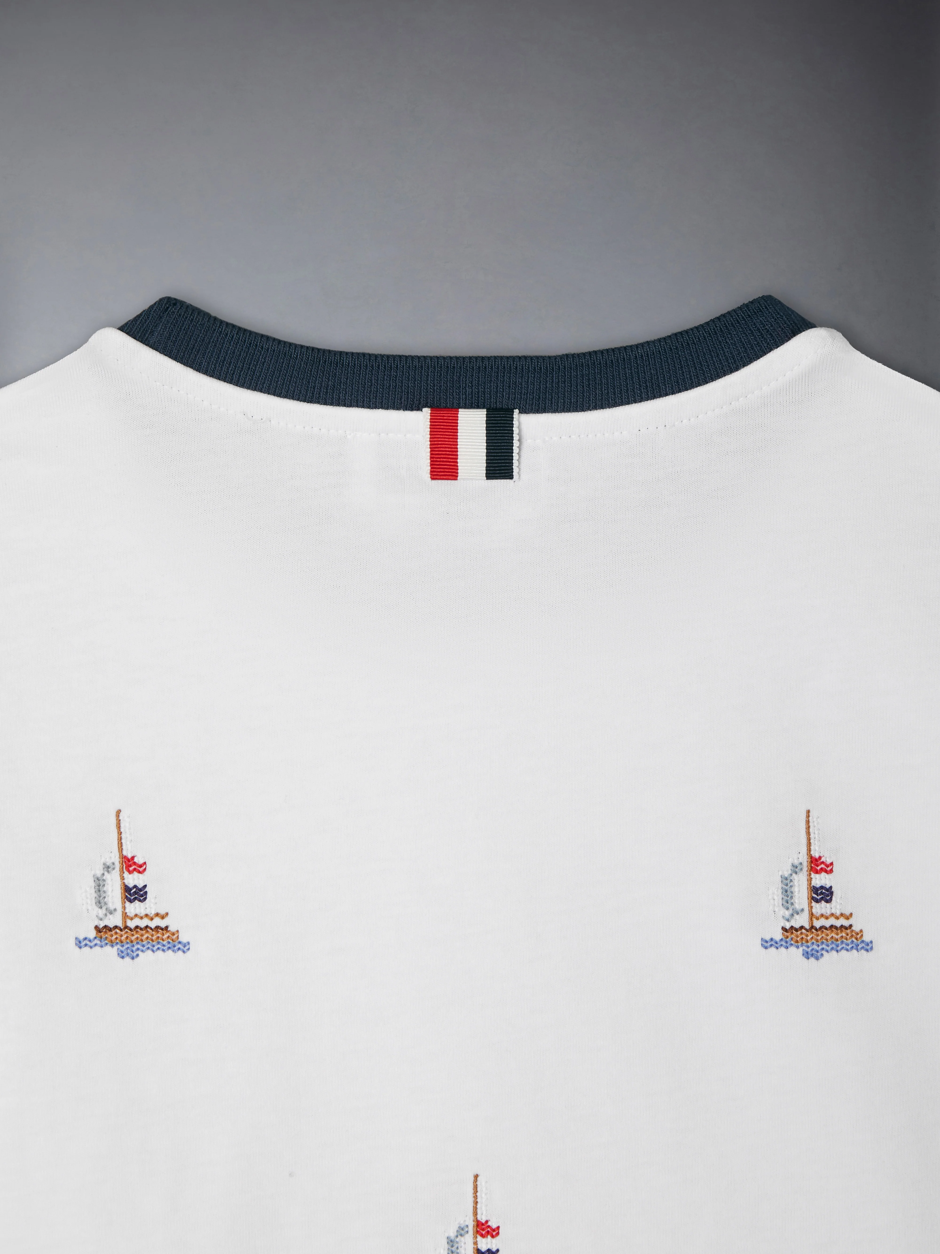 CHILDREN'S SAILBOAT STITCH TEE - Image 4