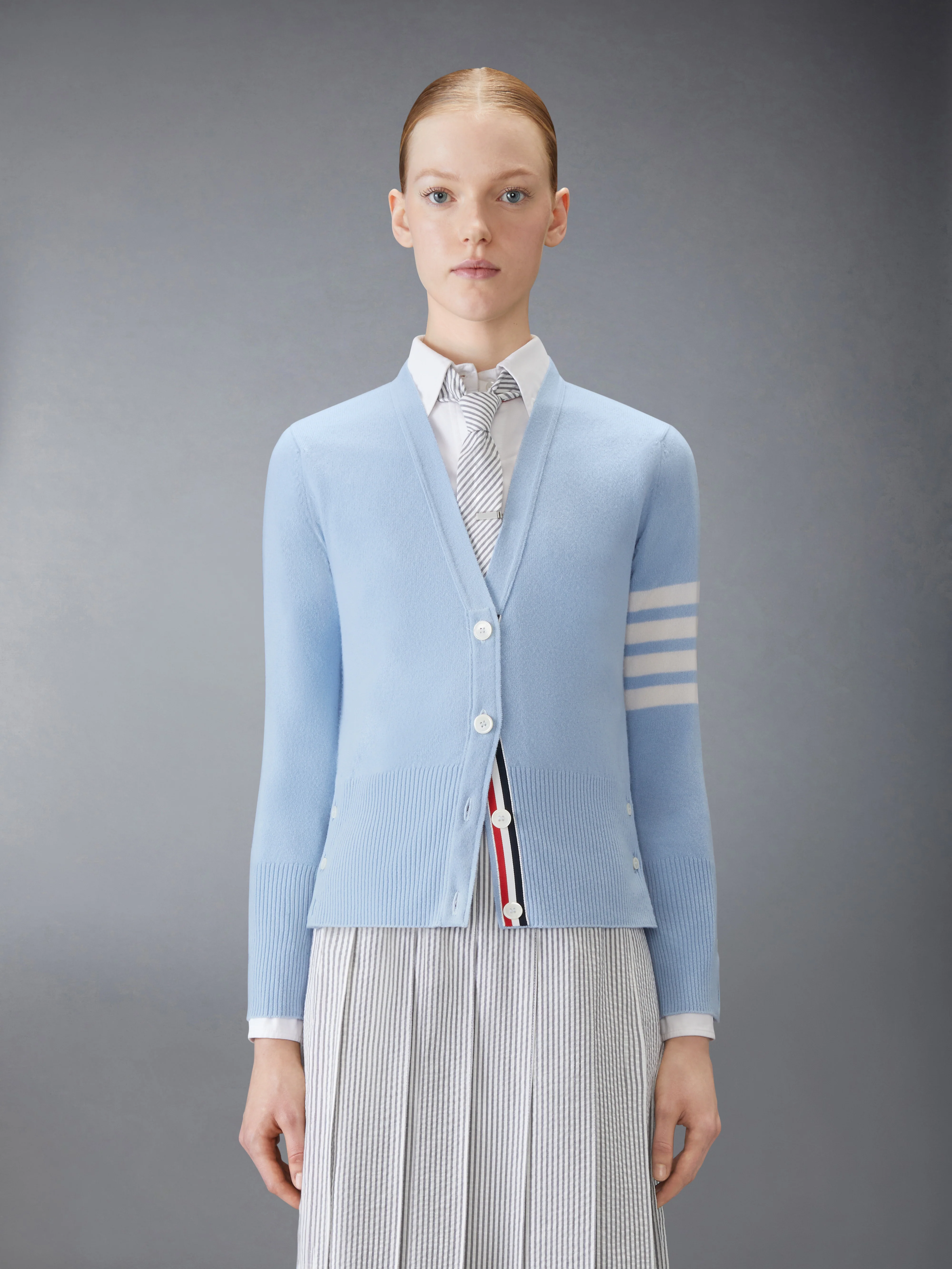 CLASSIC CASHMERE 4-BAR V-NECK CARDIGAN