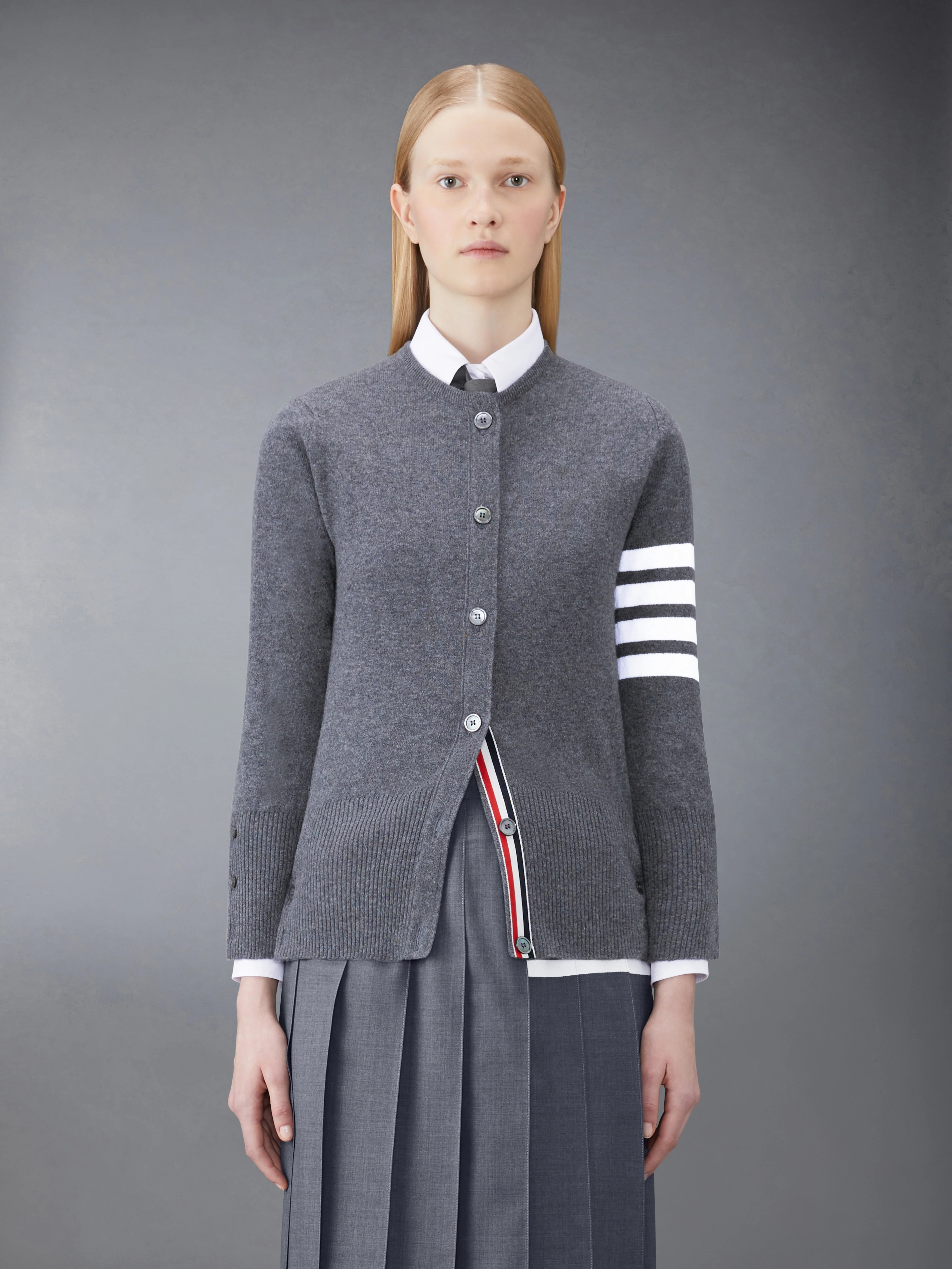 CLASSIC CASHMERE 4-BAR V-NECK CARDIGAN