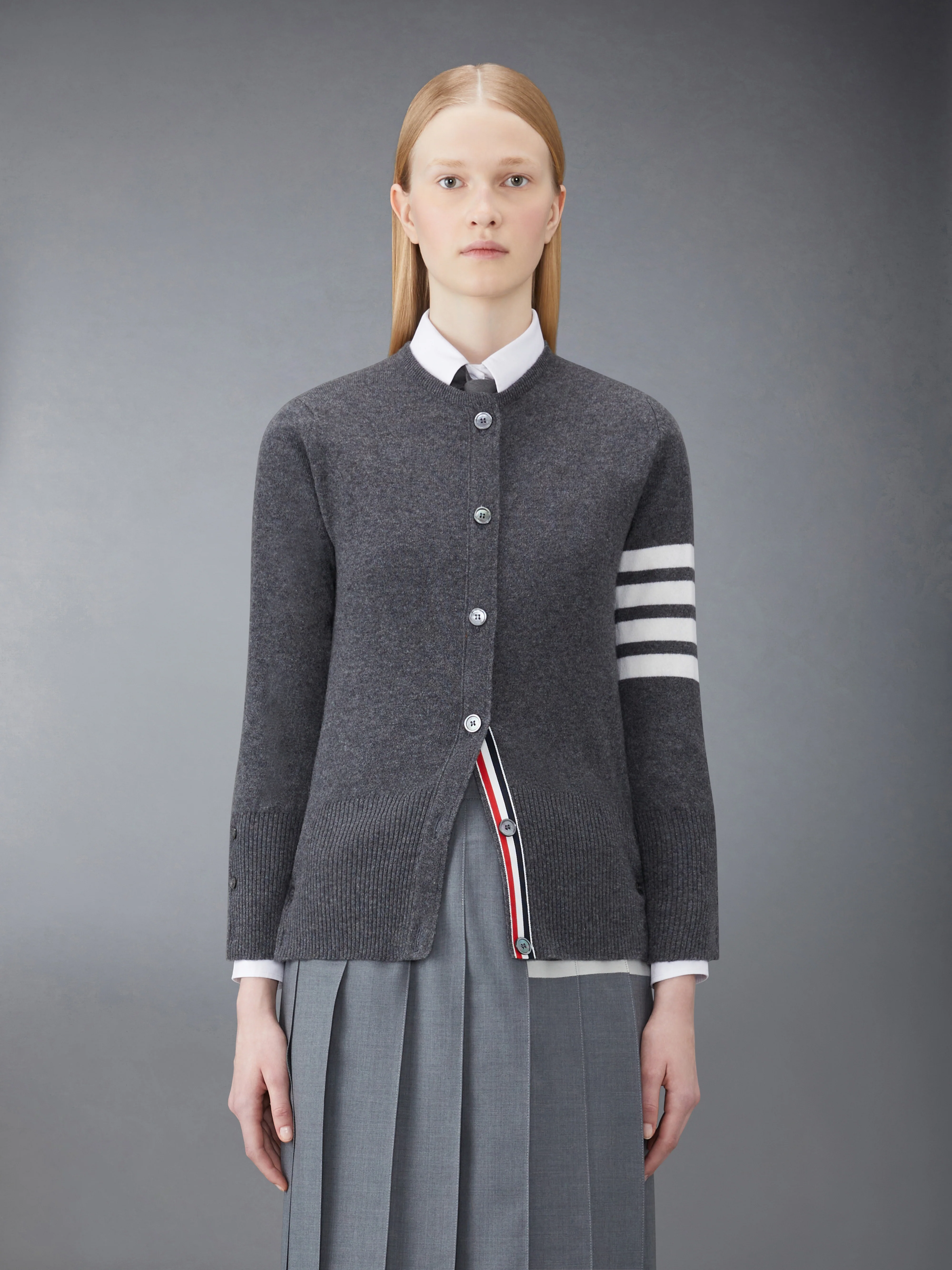CLASSIC CASHMERE 4-BAR V-NECK CARDIGAN