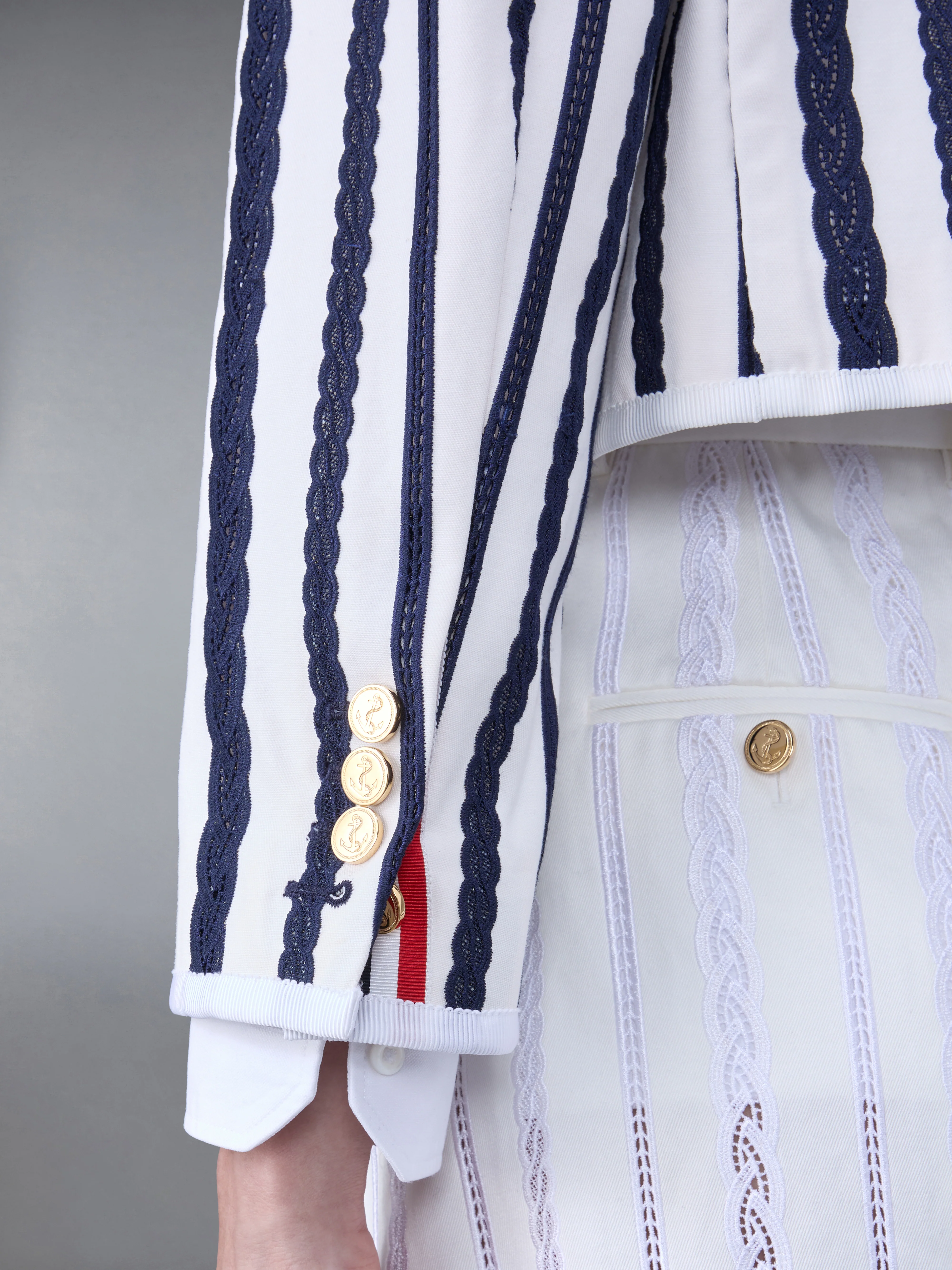 COTTON TWILL BOX PLEAT JACKET - Image 4