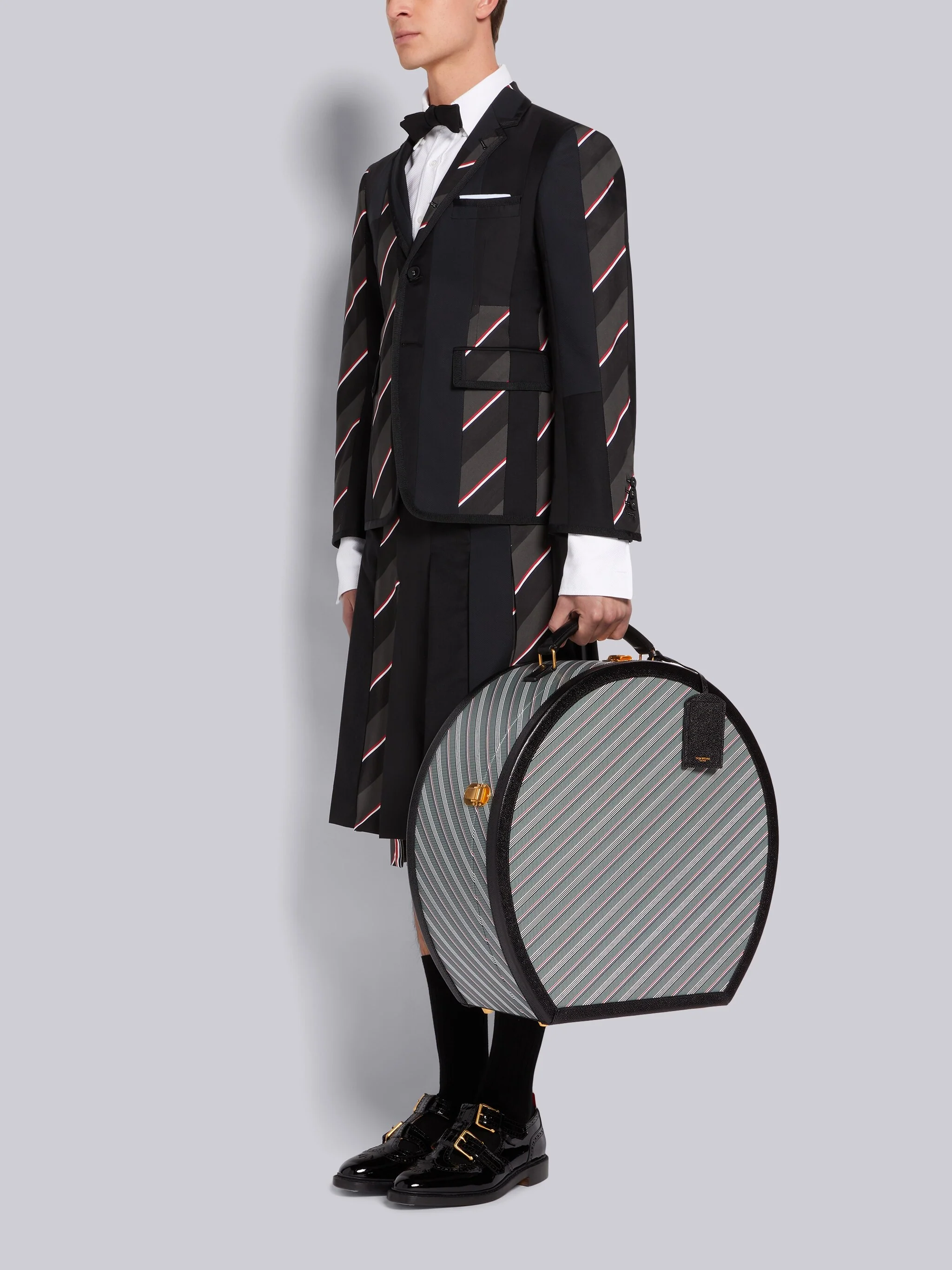 HAT BOX WITH LEATHER FRAME IN MONOGRAM COATED CANVAS - L50, H48, W21 MED GREY O/S - Image 6