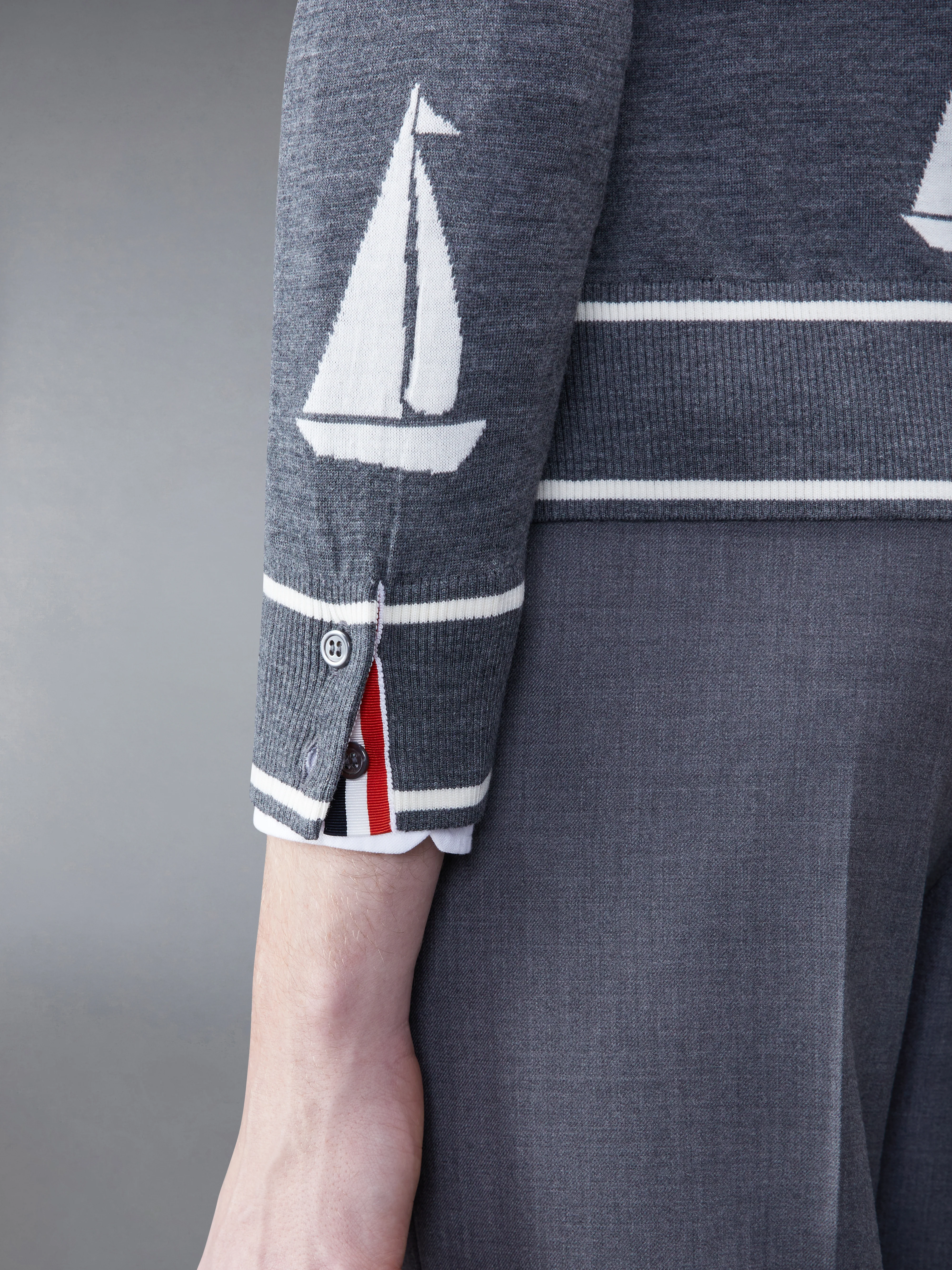 Merino Sailboat 4-bar V-neck Cardigan - Image 5