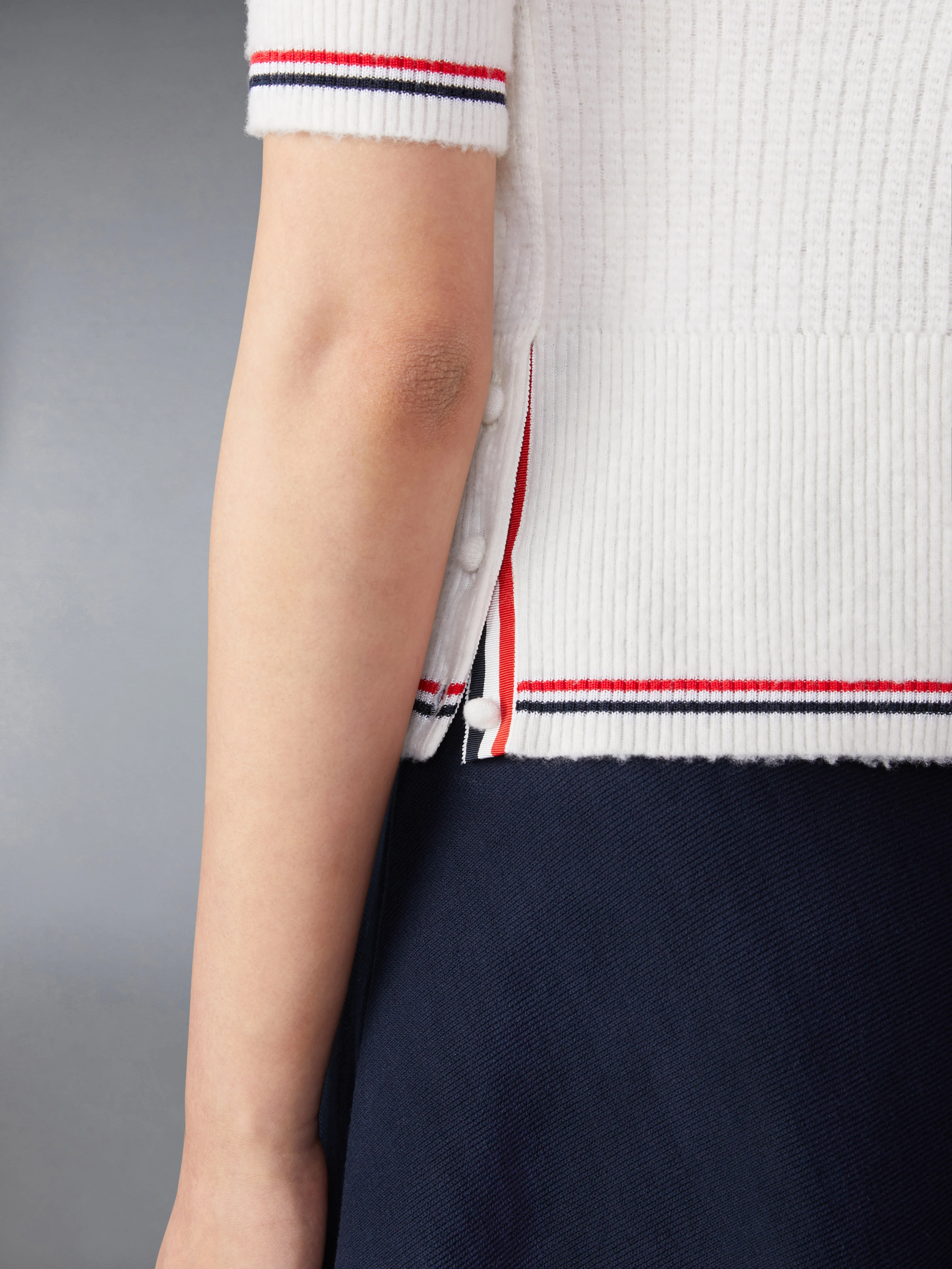MERINO WOOL BRUSHED TUCK STITCH KEYHOLE POLO - Image 6