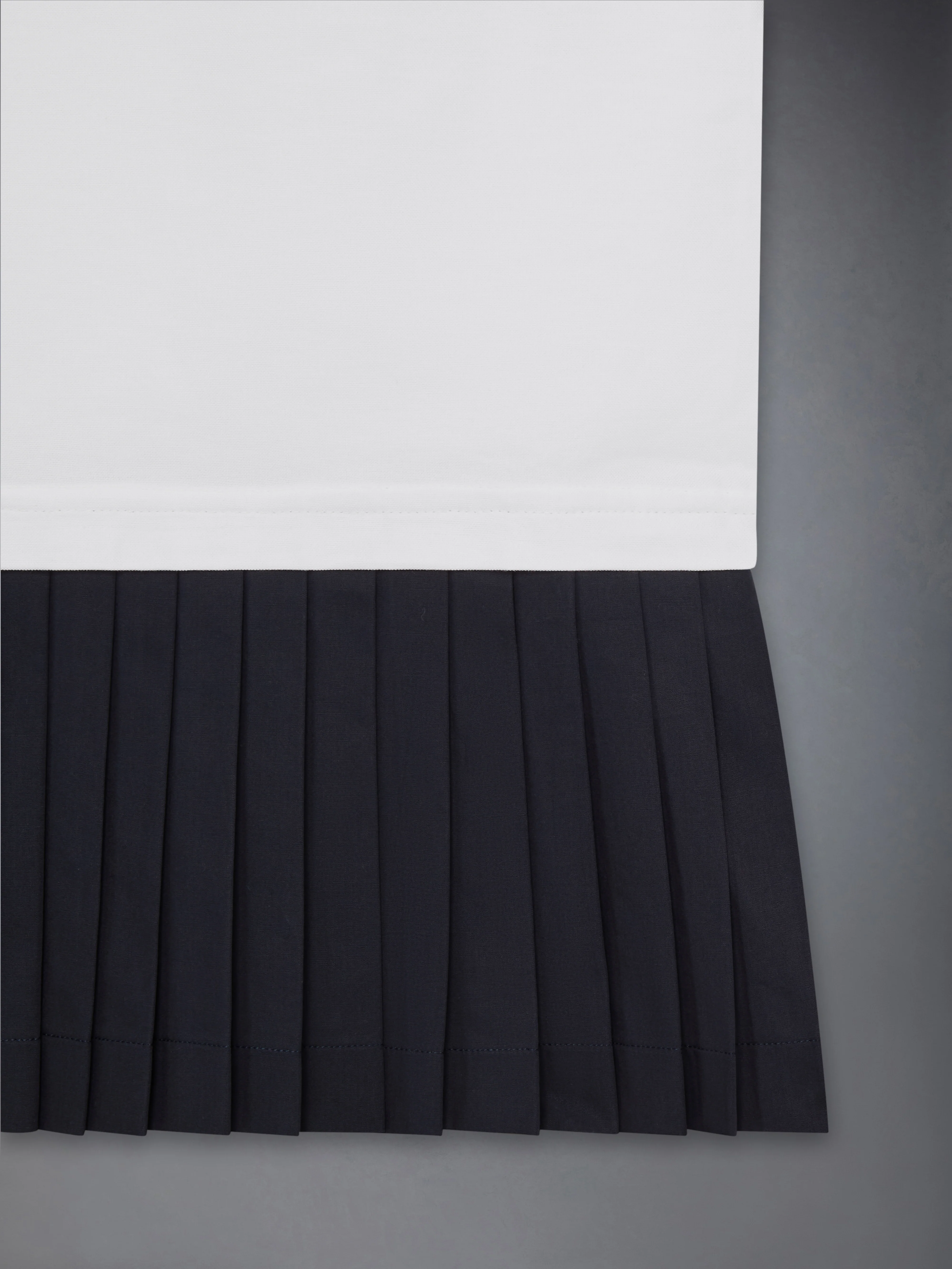 OXFORD PLEATED DRESS - Image 4