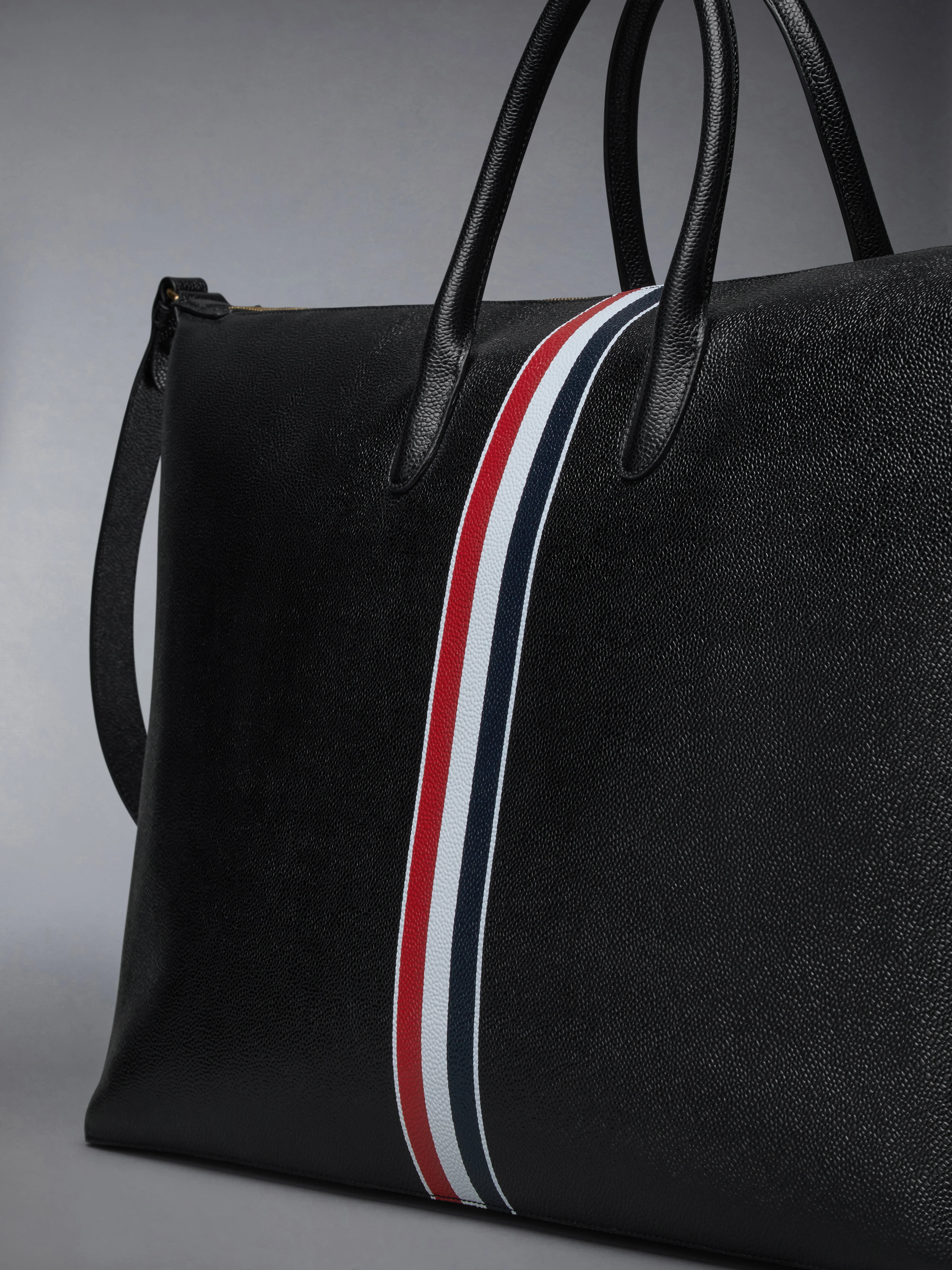 PEBBLE GRAIN DUFFLE BAG - Image 6