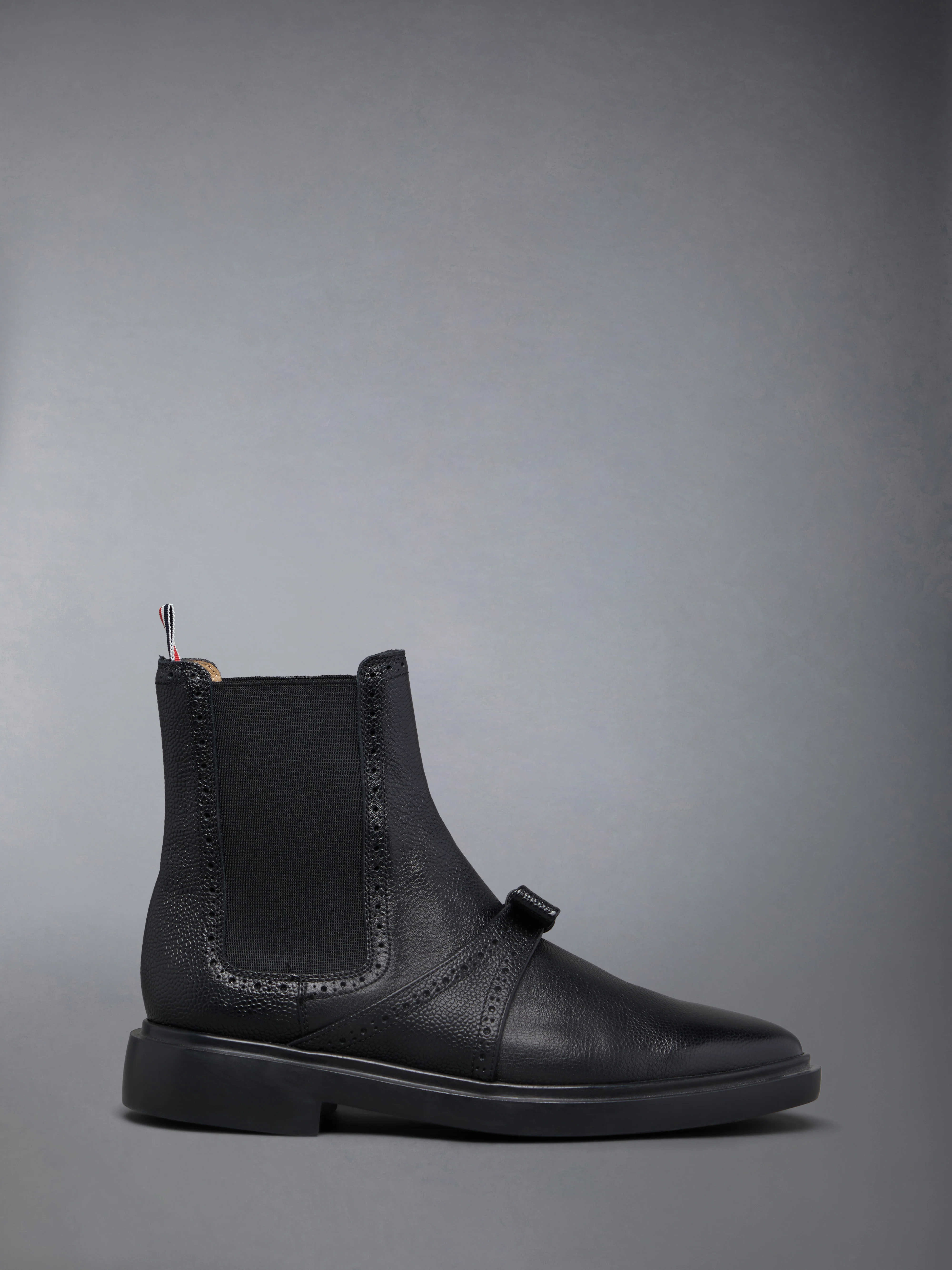 PEBBLE GRAIN RUBBER SOLE BROGUE BOW CHELSEA BOOT