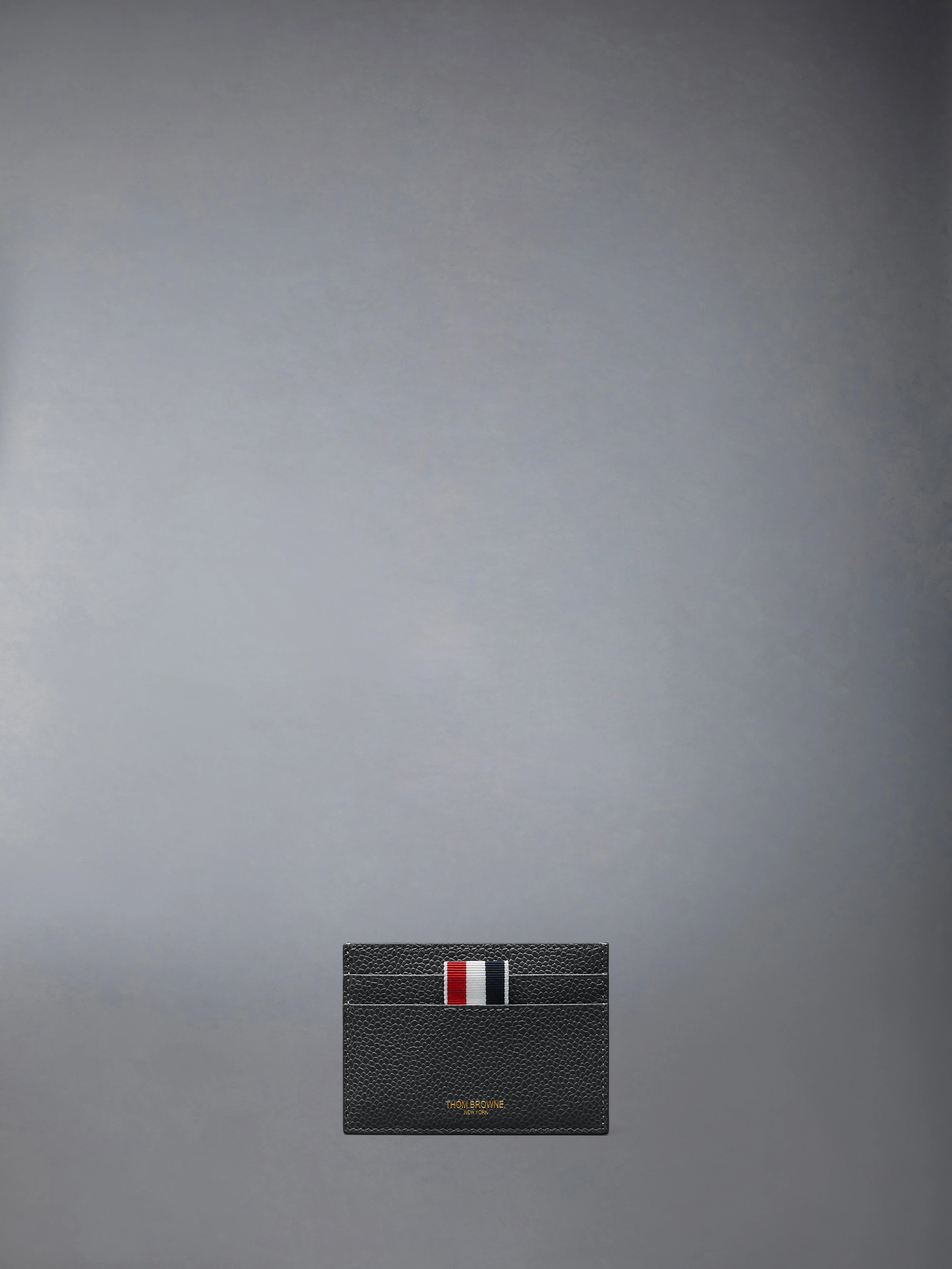 PEBBLE GRAIN SINGLE CARD HOLDER