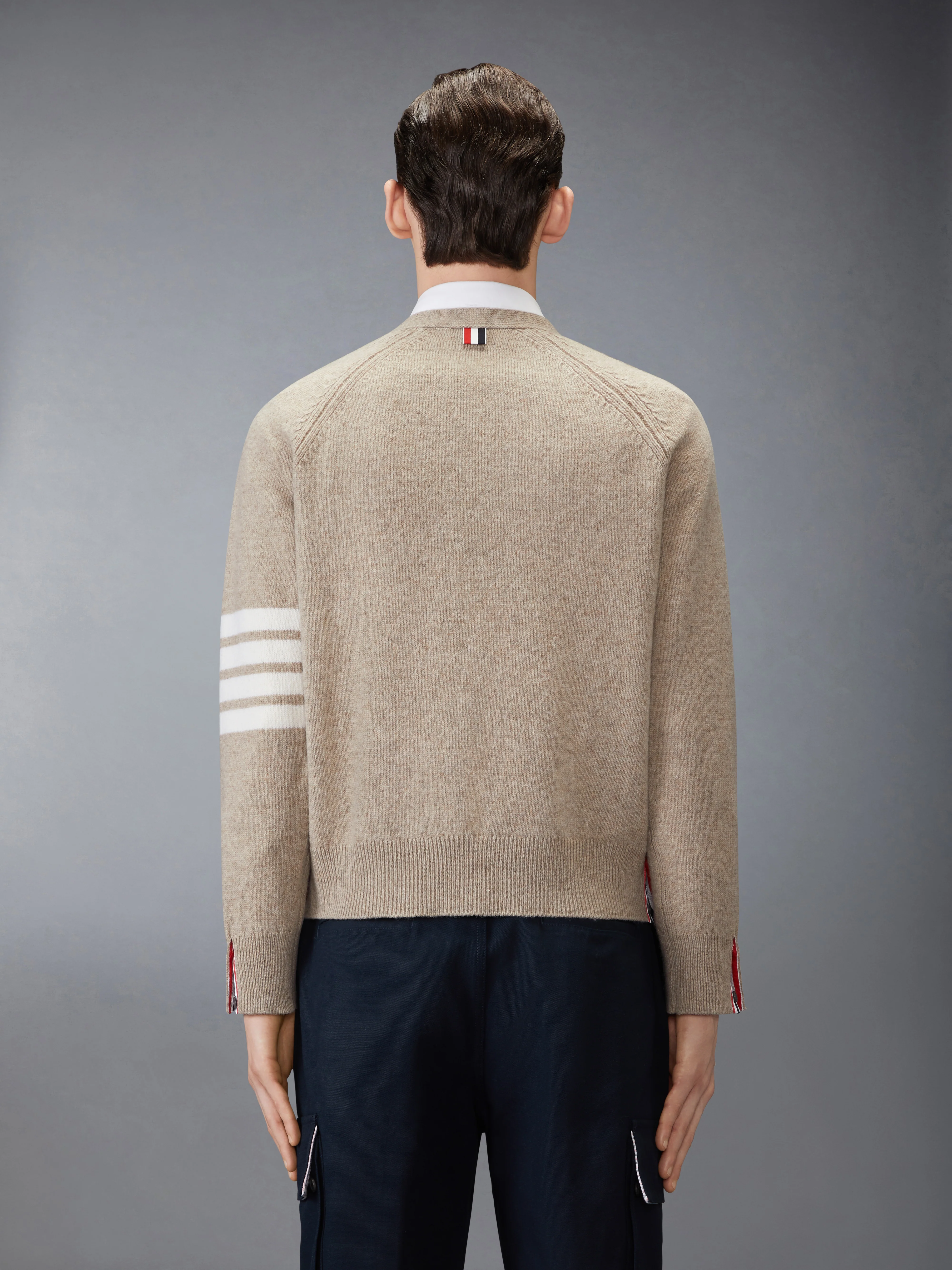 SHETLAND WOOL 4-BAR RELAXED FIT V NECK CARDIGAN - Image 2