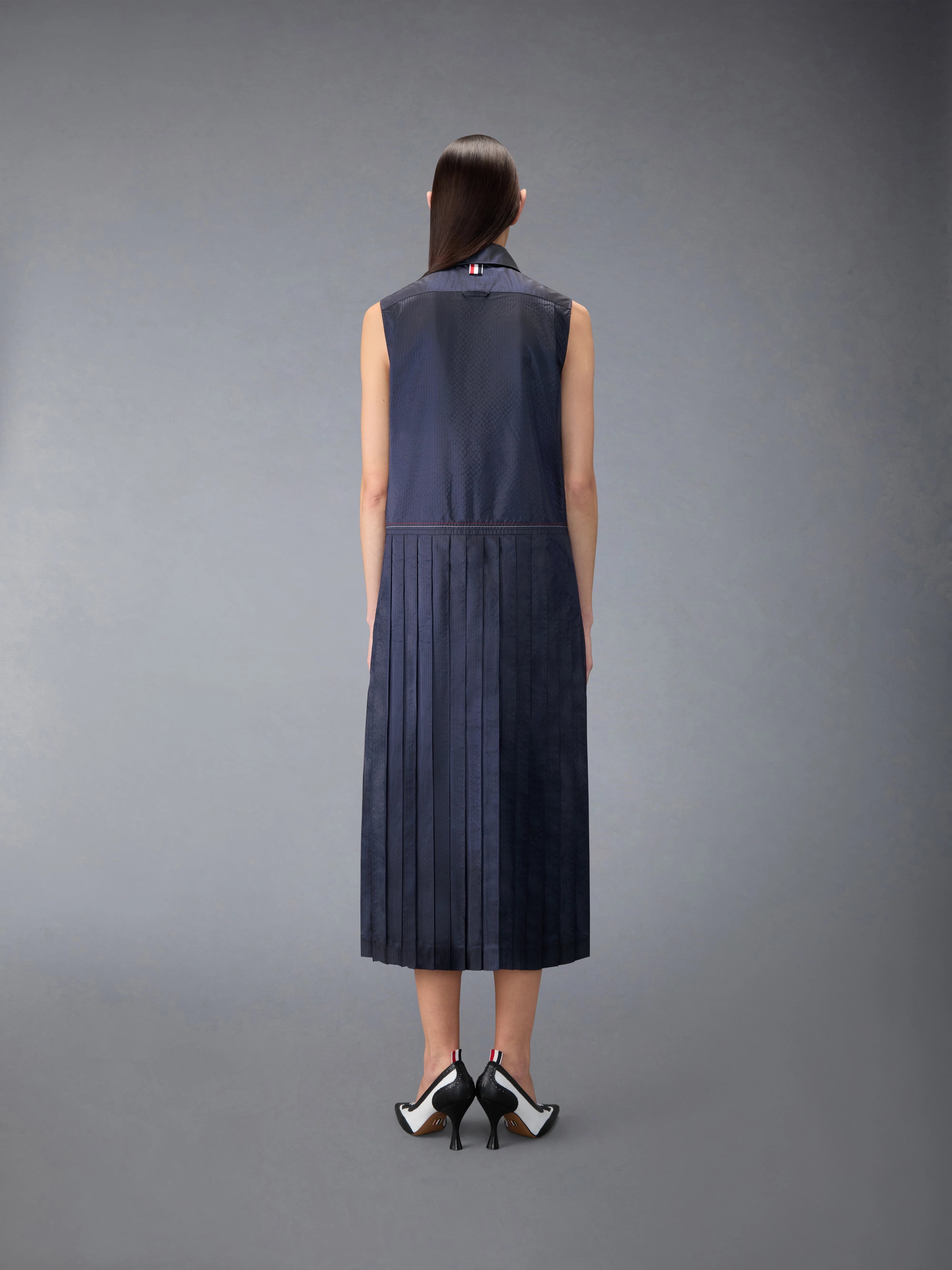 SILK SEERSUCKER PLEATED SHIRTDRESS - Image 3