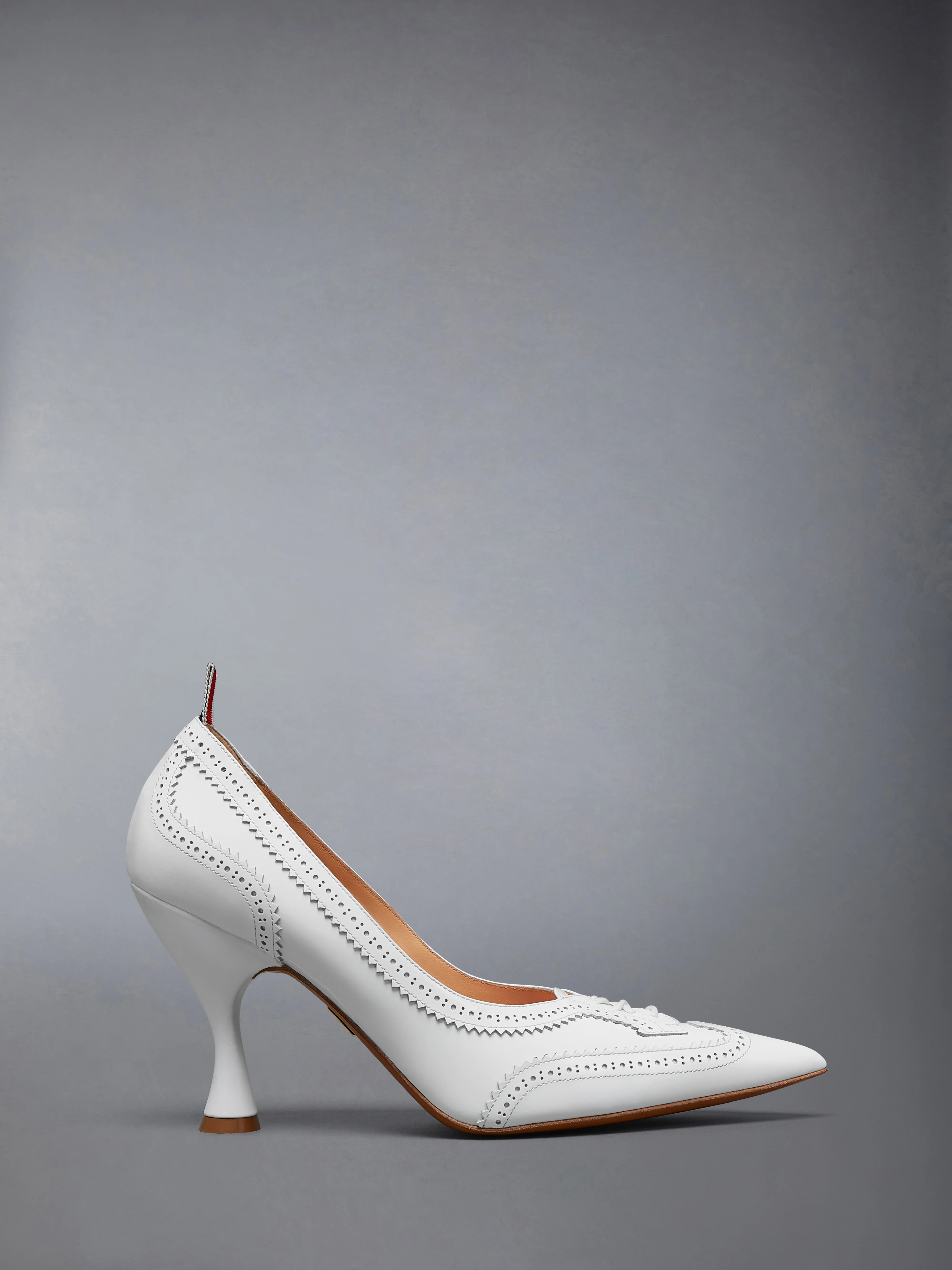 SOFT PATENT WINGTIP PUMP 90MM