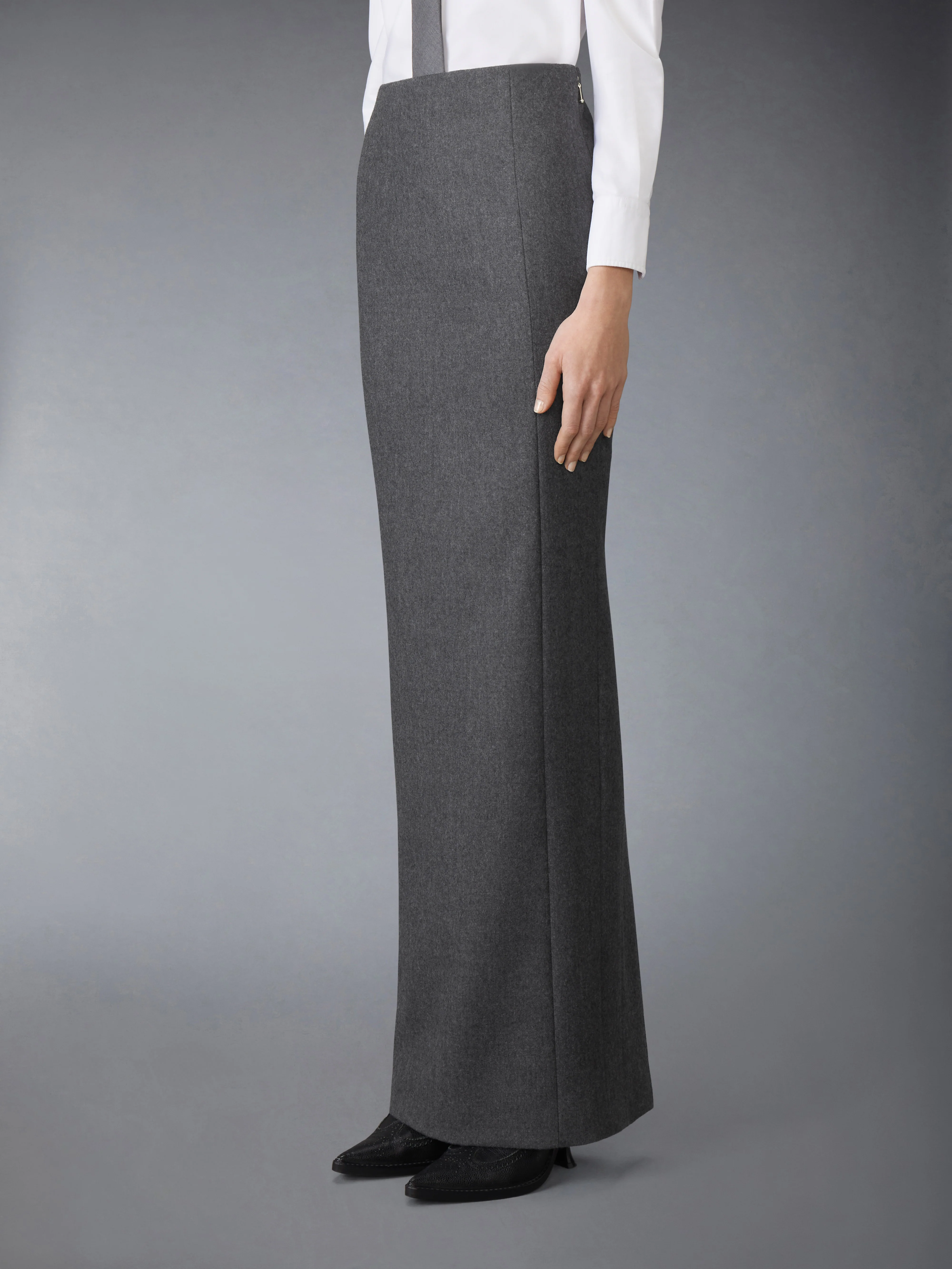 SOLID WOOL FLANNEL PENCIL SKIRT - Image 2