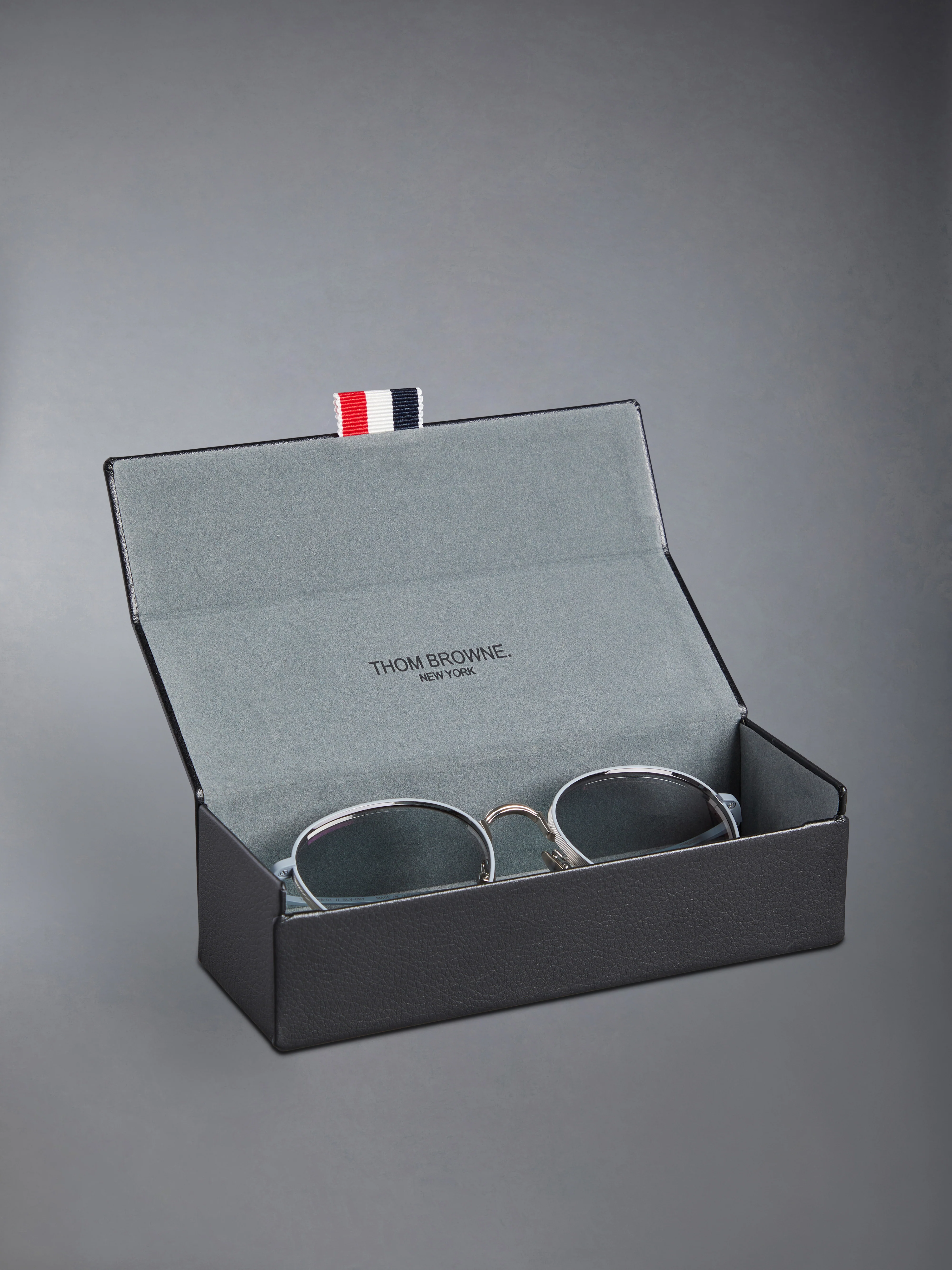 TITANIUM ROUND SUNGLASSES - Image 6