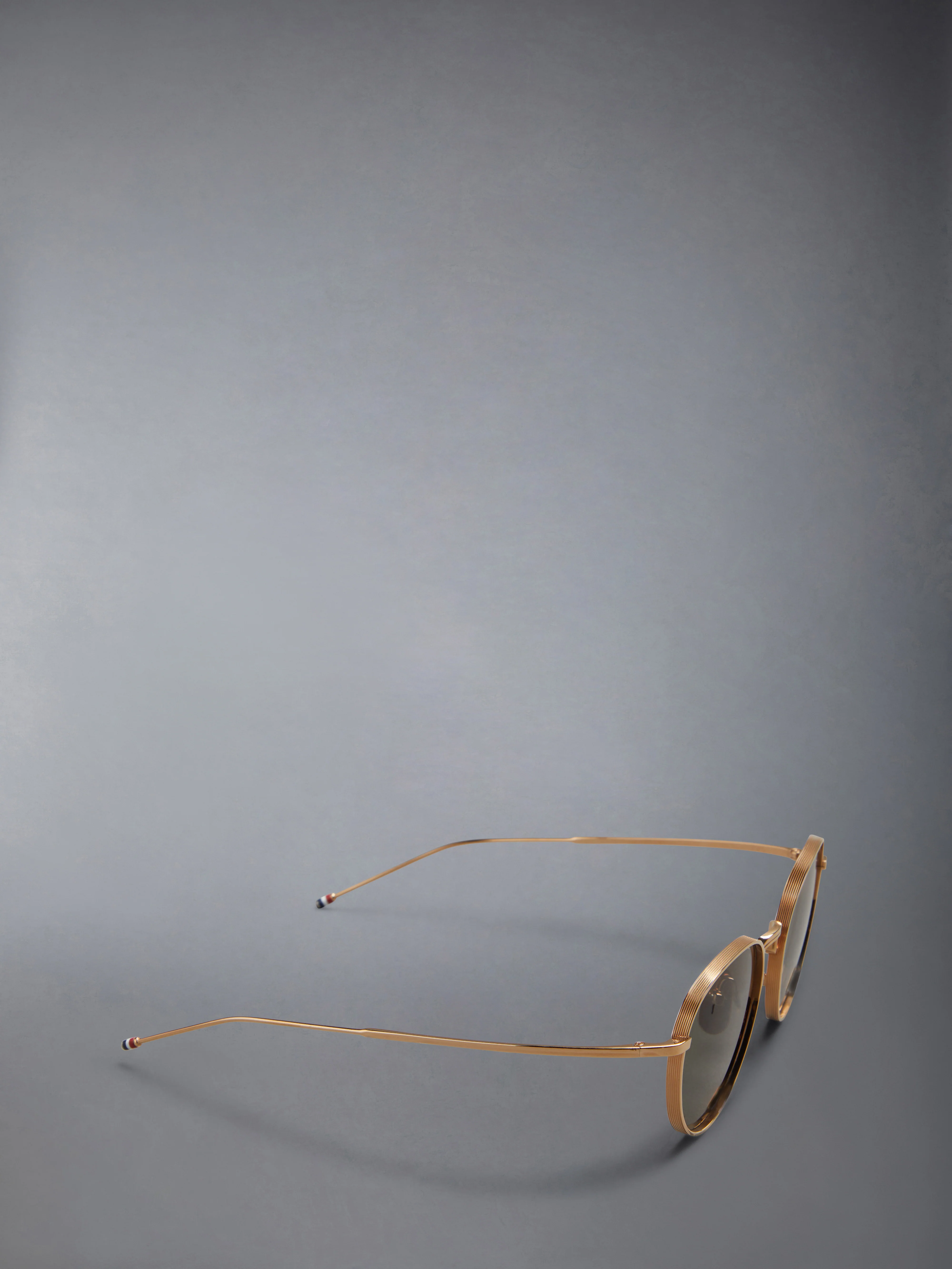 TITANIUM ROUND SUNGLASSES - Image 6