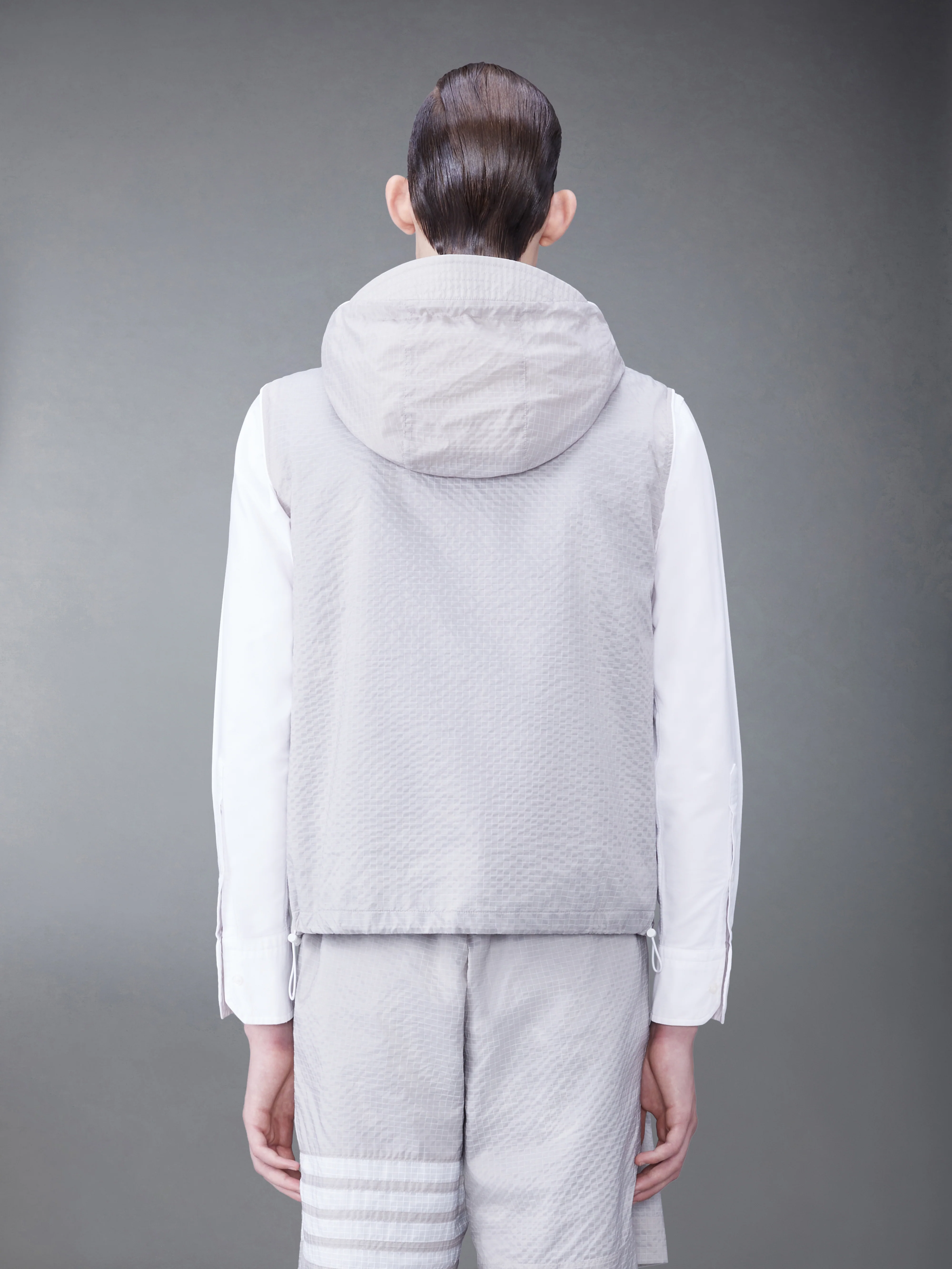ULTRALIGHT RIPSTOP 4-BAR HOODED VEST - Image 2