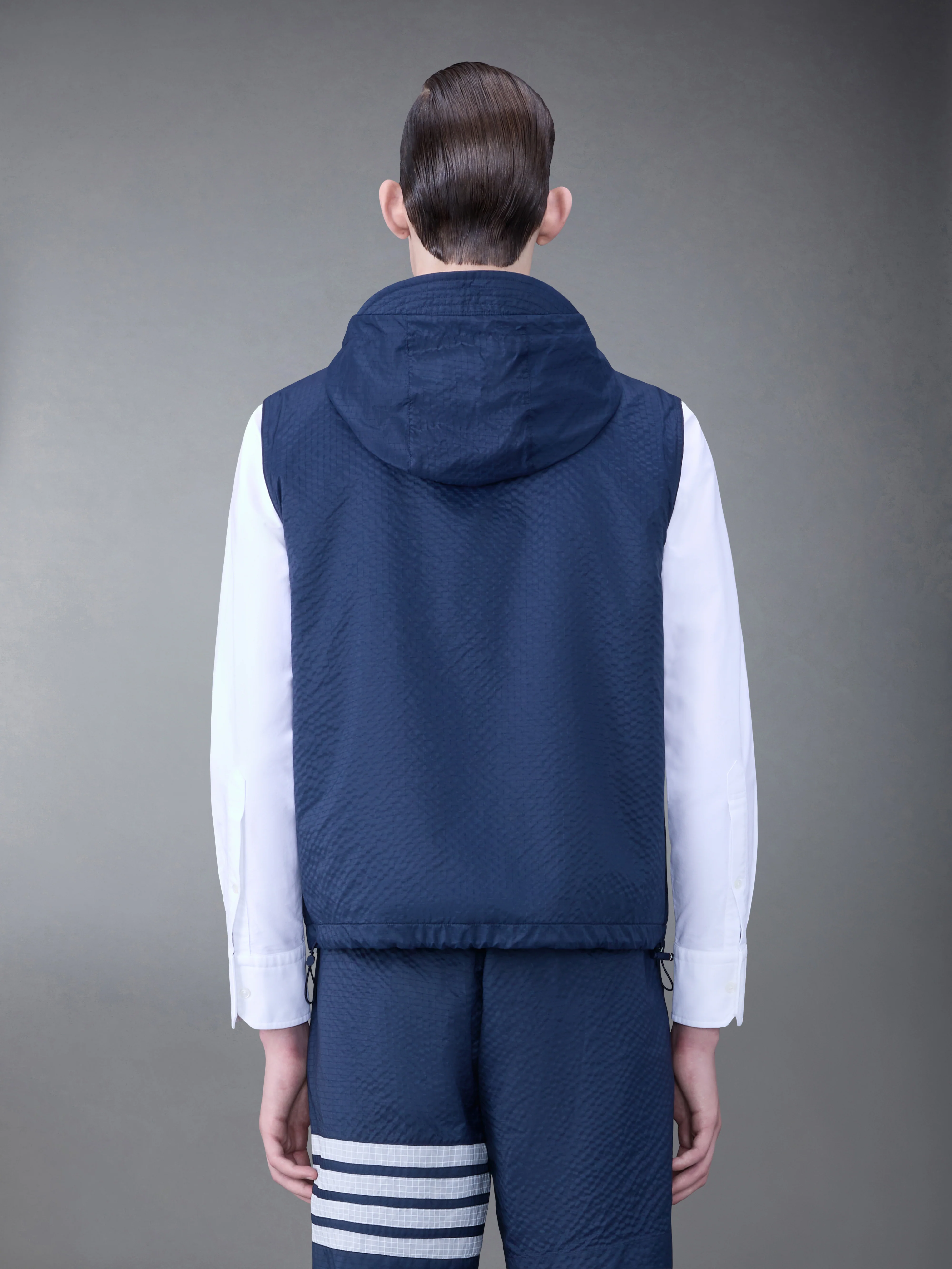 ULTRALIGHT RIPSTOP 4-BAR HOODED VEST - Image 2