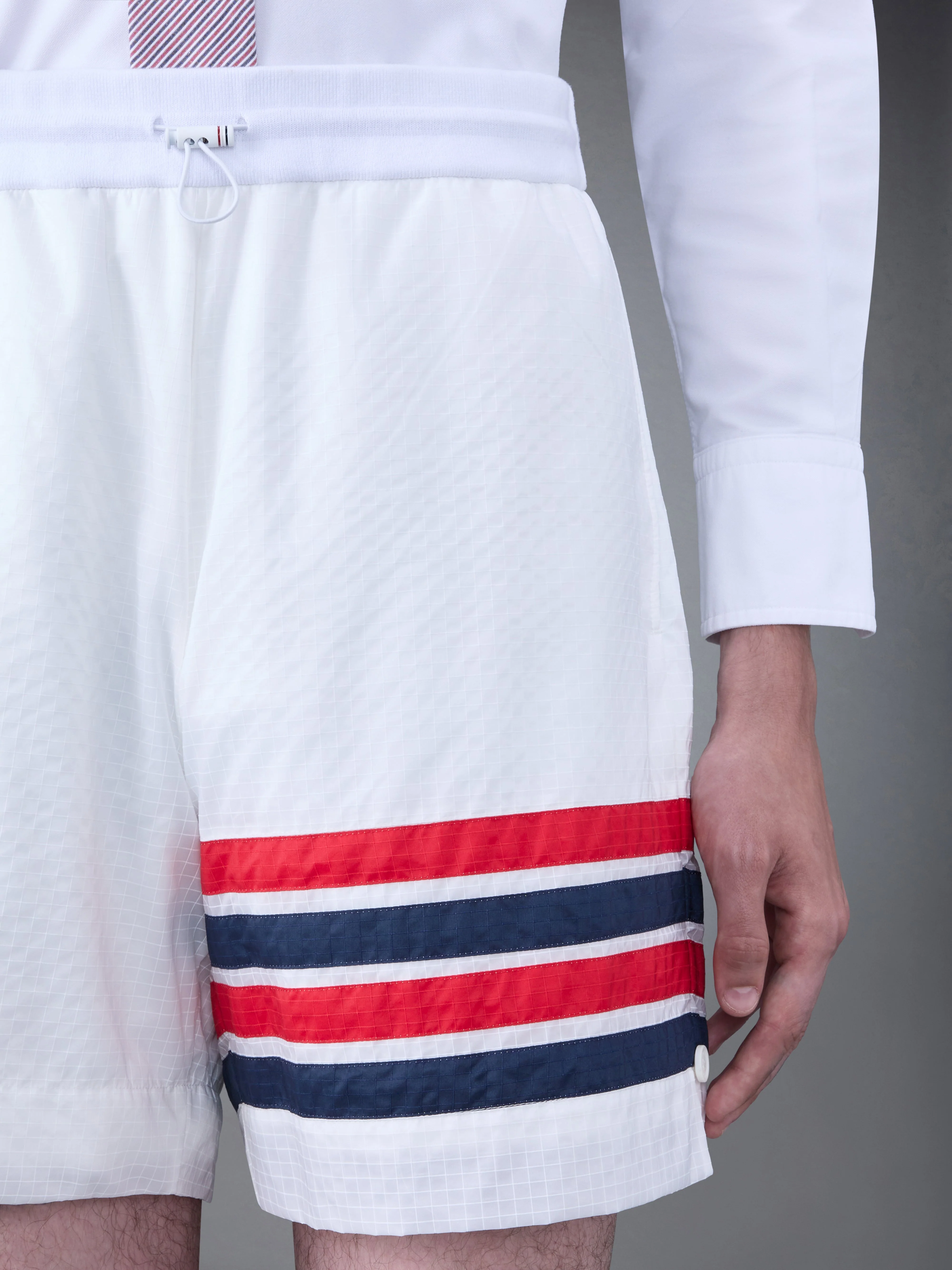 ULTRALIGHT RIPSTOP 4-BAR MID THIGH  SHORTS - Image 4