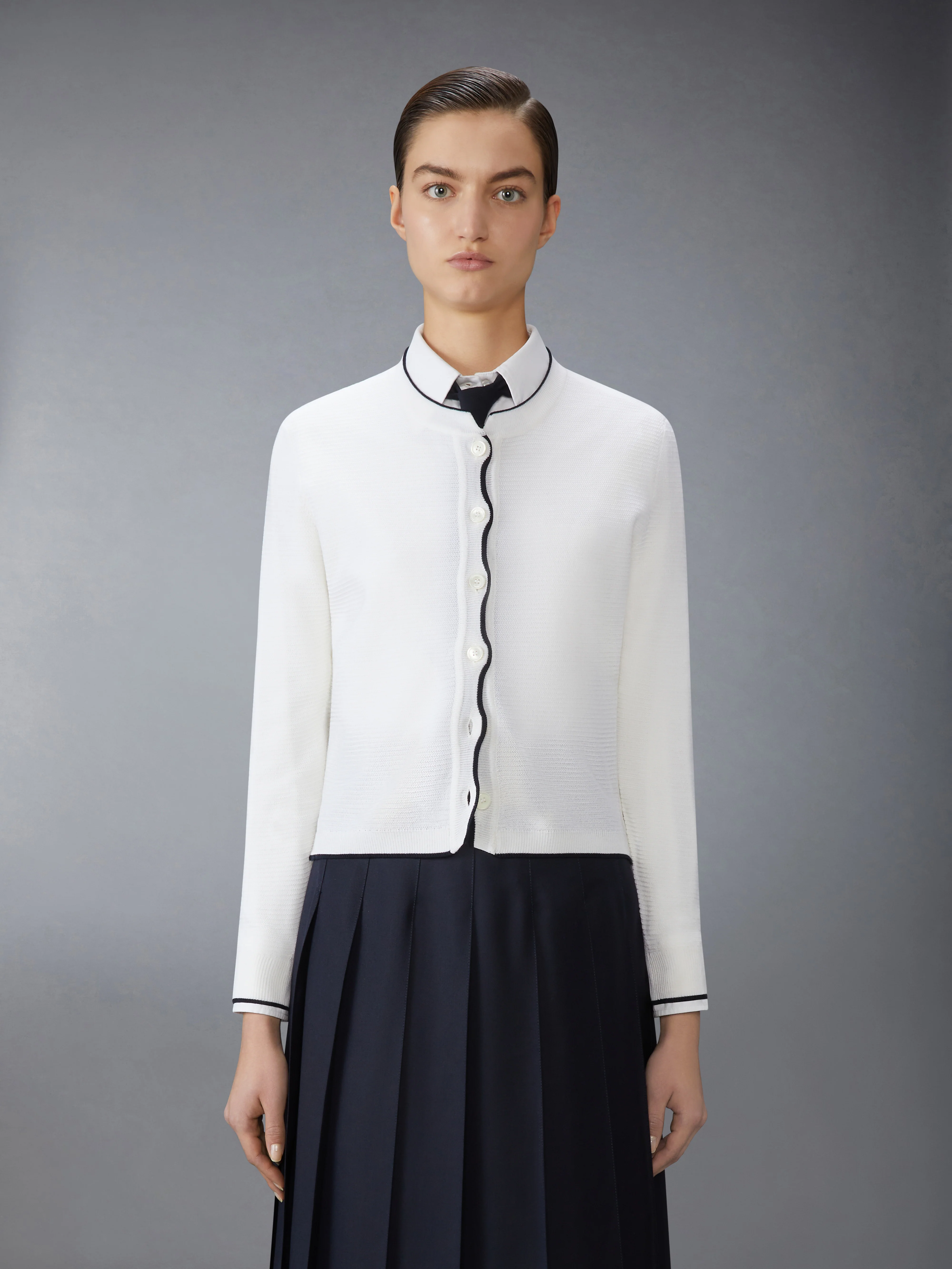 WOOL CREPE 4-BAR CREW NECK CARDIGAN