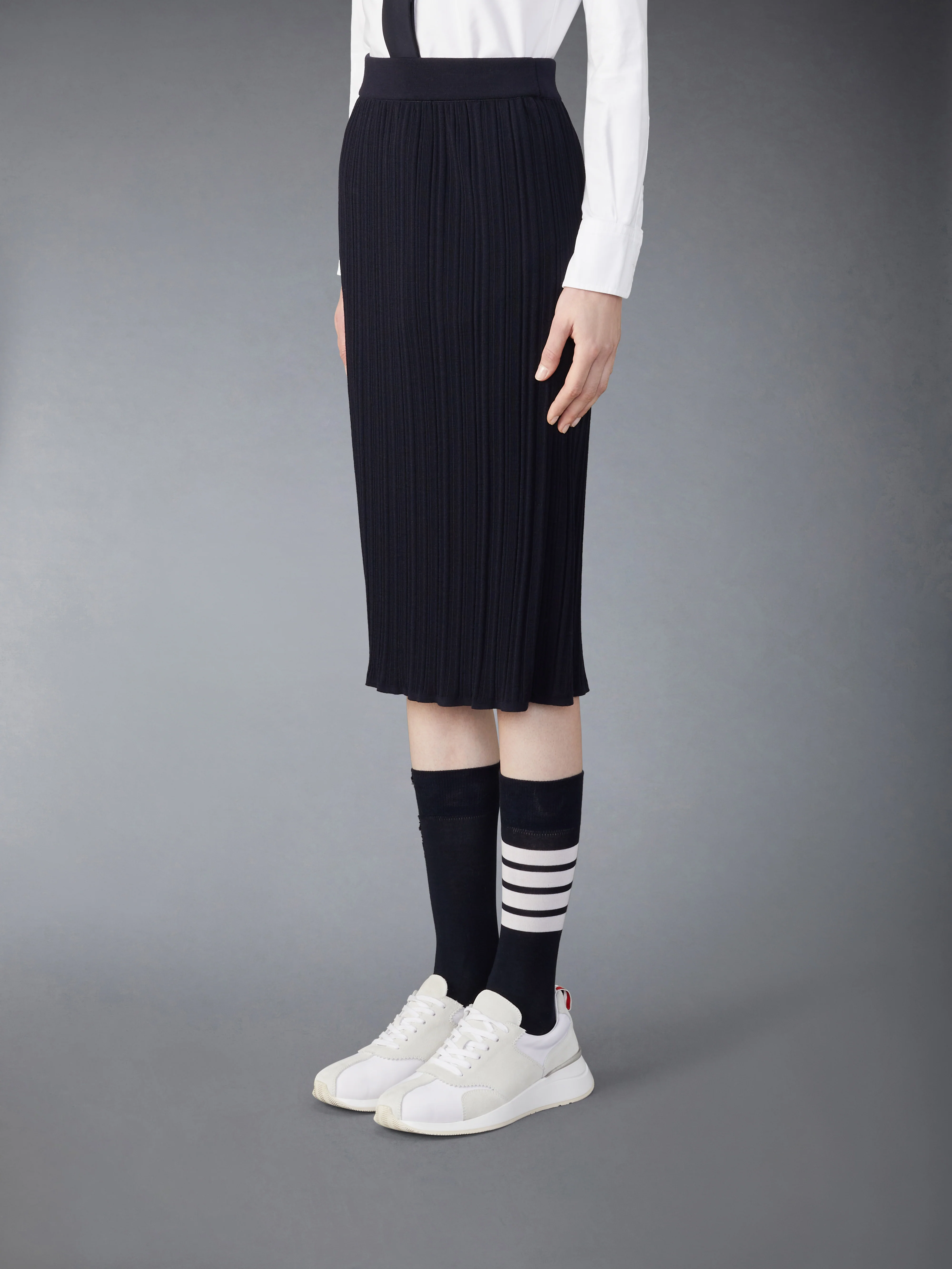 WOOL CREPE RIB STITCH MIDI PLISSE SKIRT - Image 2